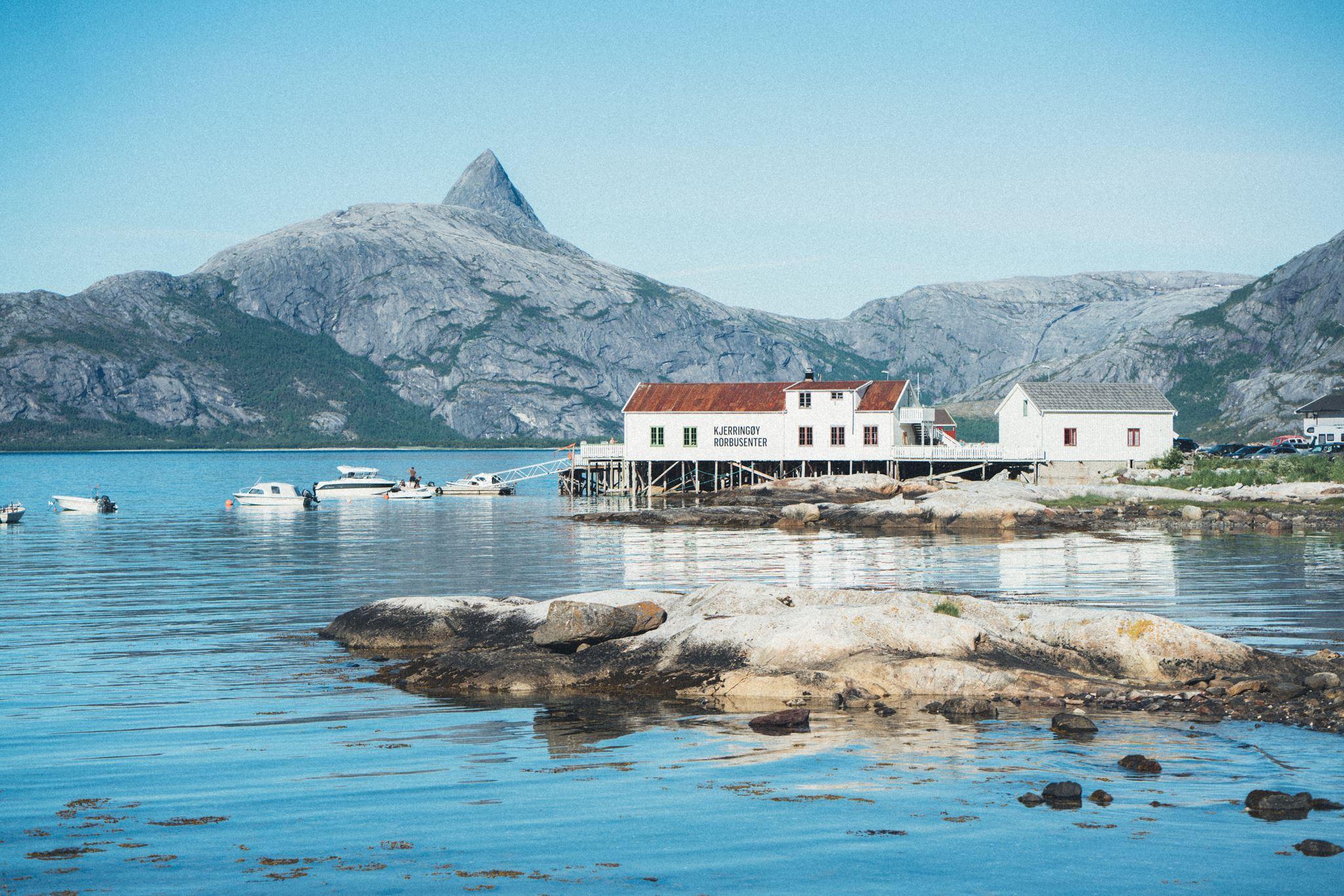 Kjerringøy rorbusenter - Rorbuferie ytterst på Kjerringøy