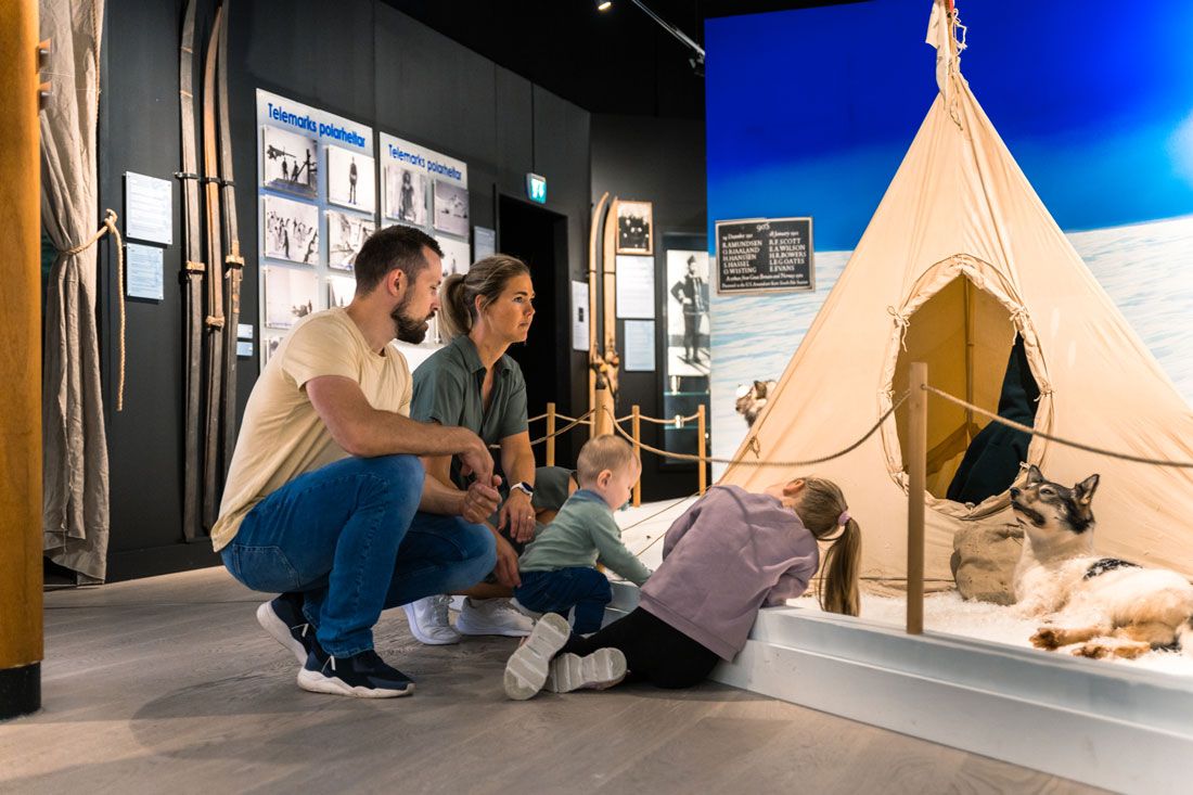 family at Norwegian Ski Adventure