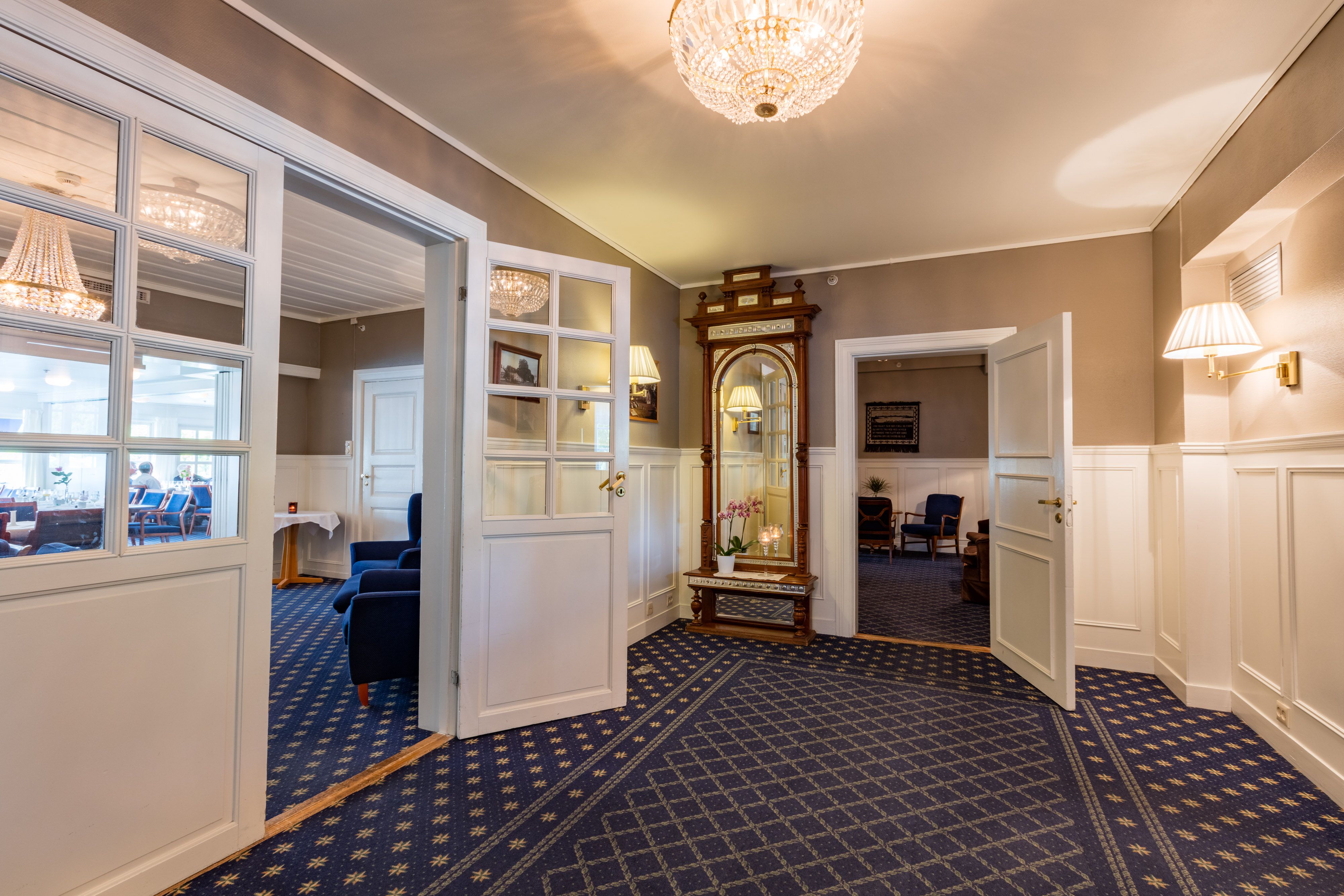 Inderøy Jegtvolden Fjordhotell Foto Sven-Erik Knoff innvendig stueområde