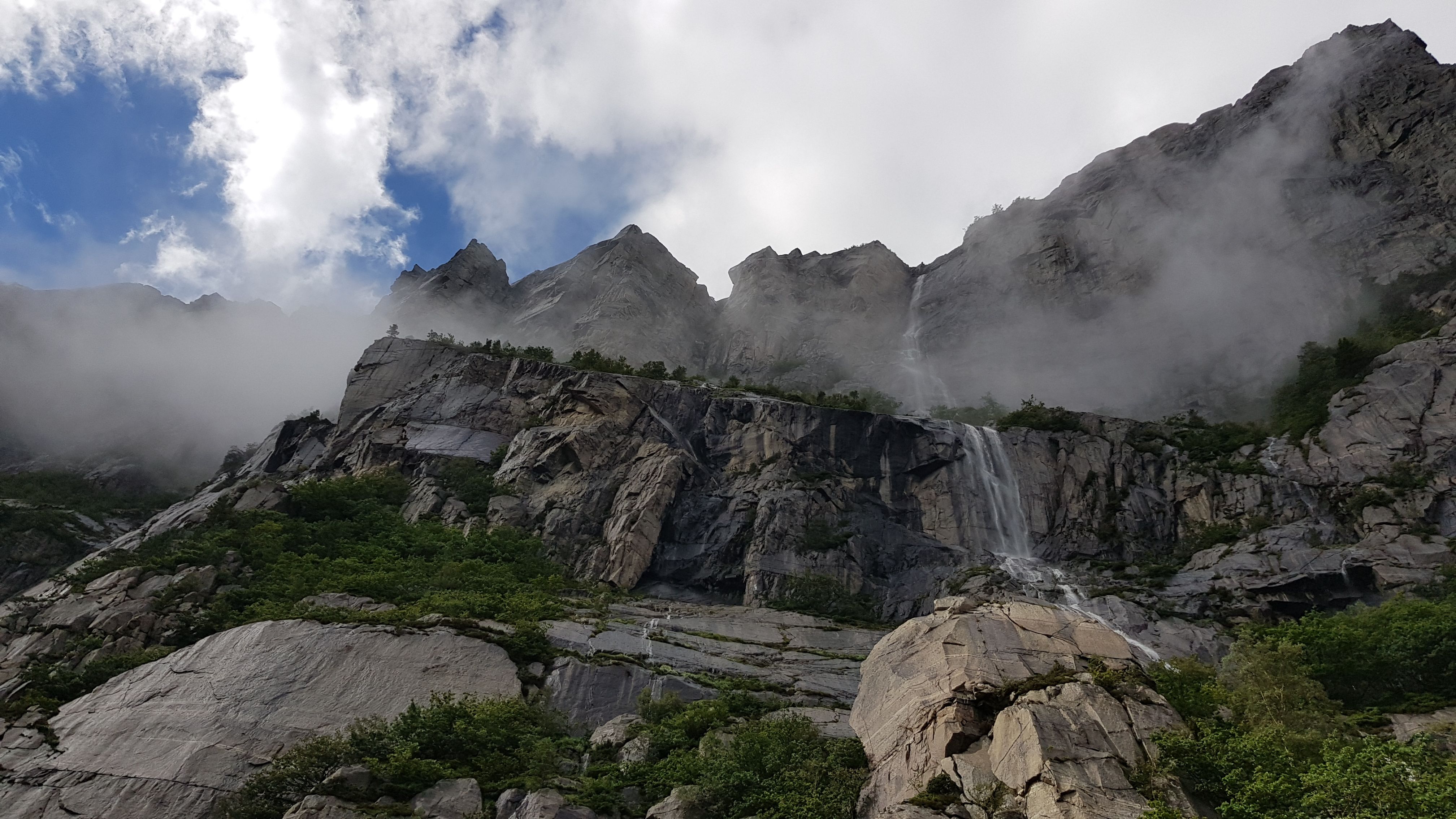 Majestetiske fjellvegger