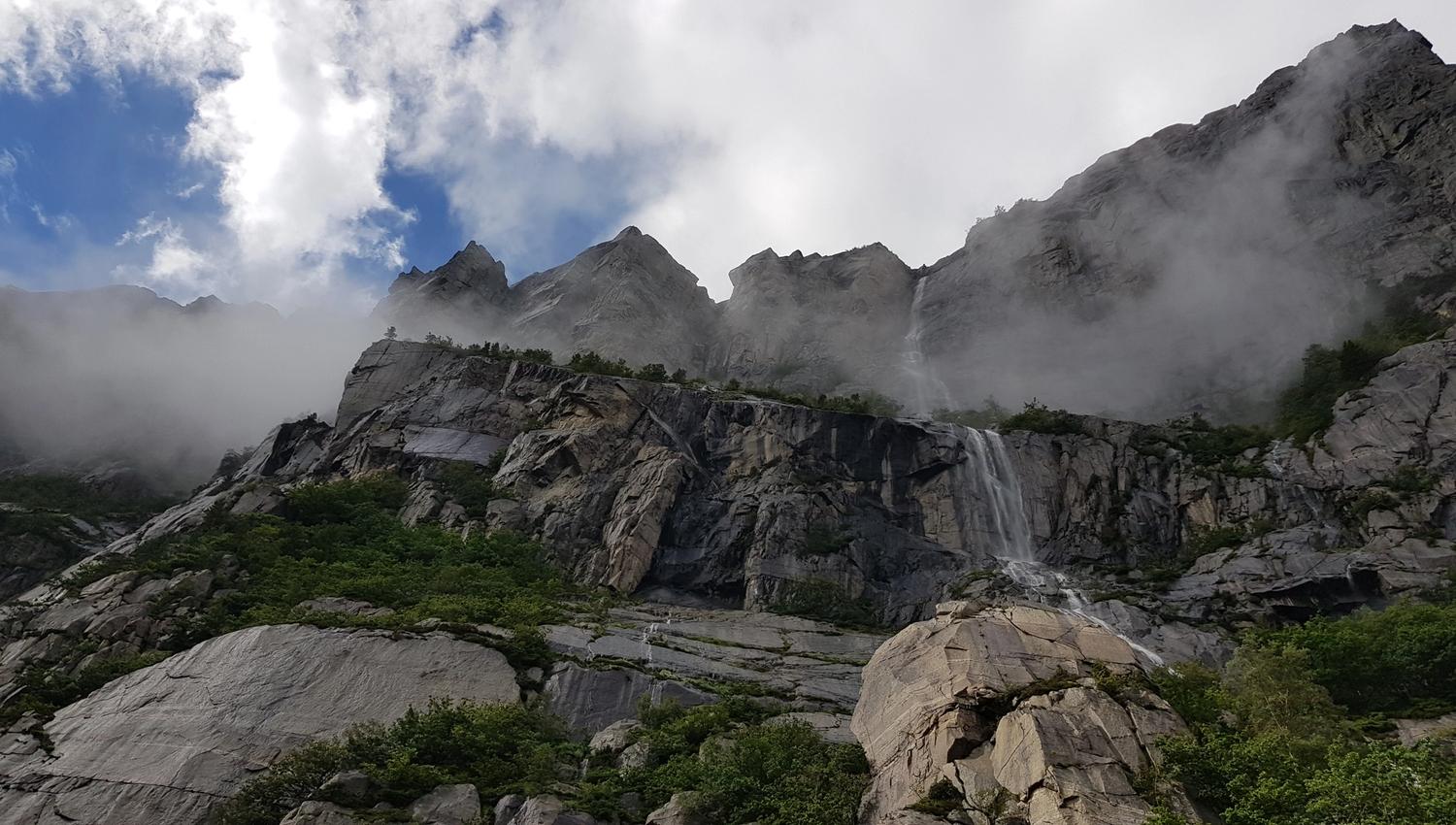 Majestetiske fjellvegger