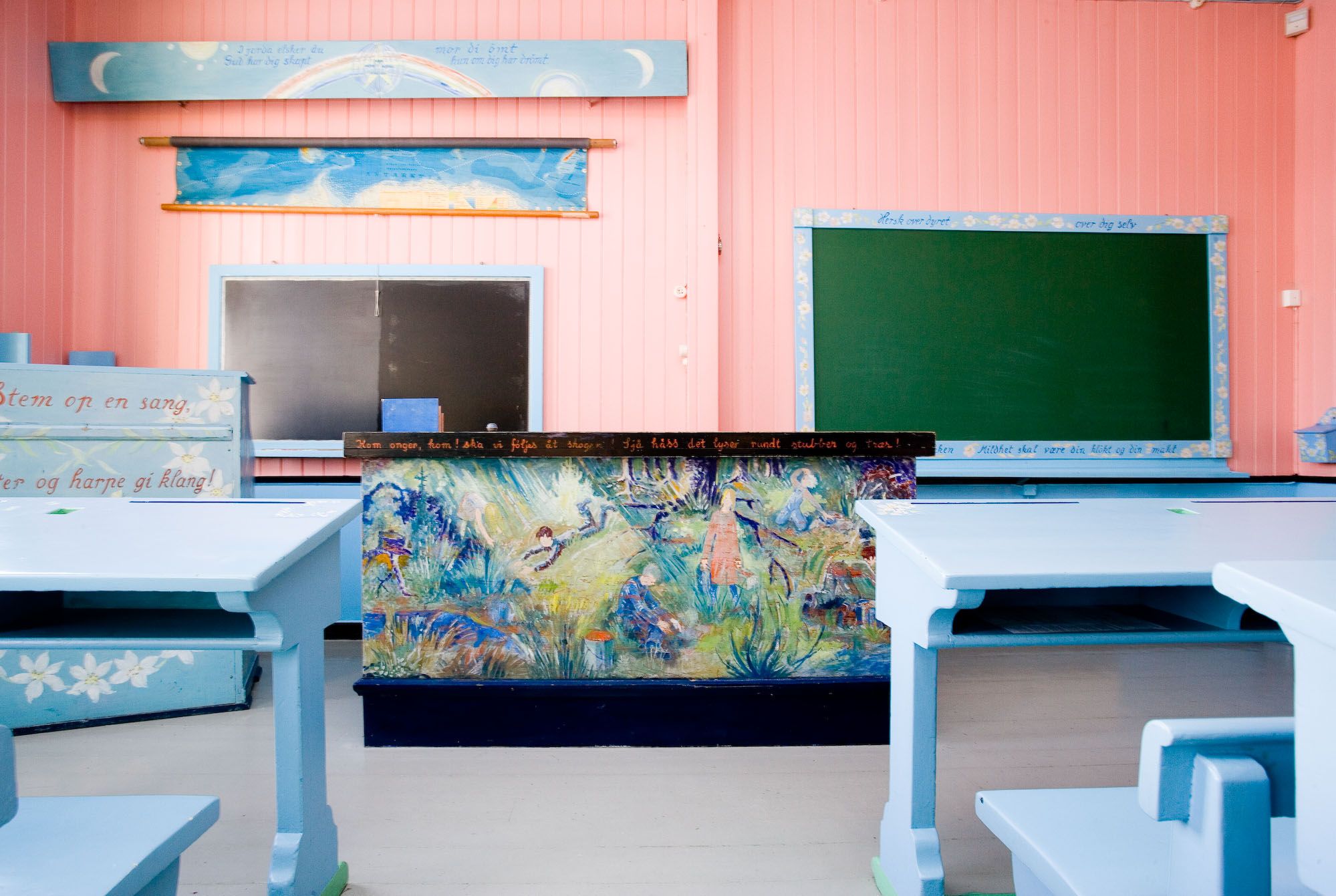 Stein Skole  - Rosa rom