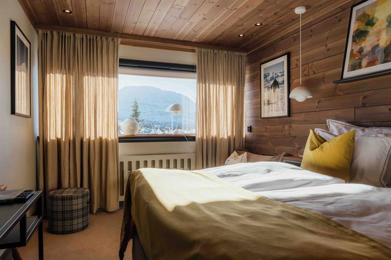 double room with a view of Gaustatoppen