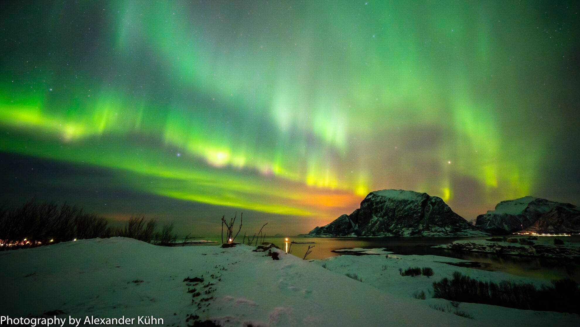 Støtt during the night
