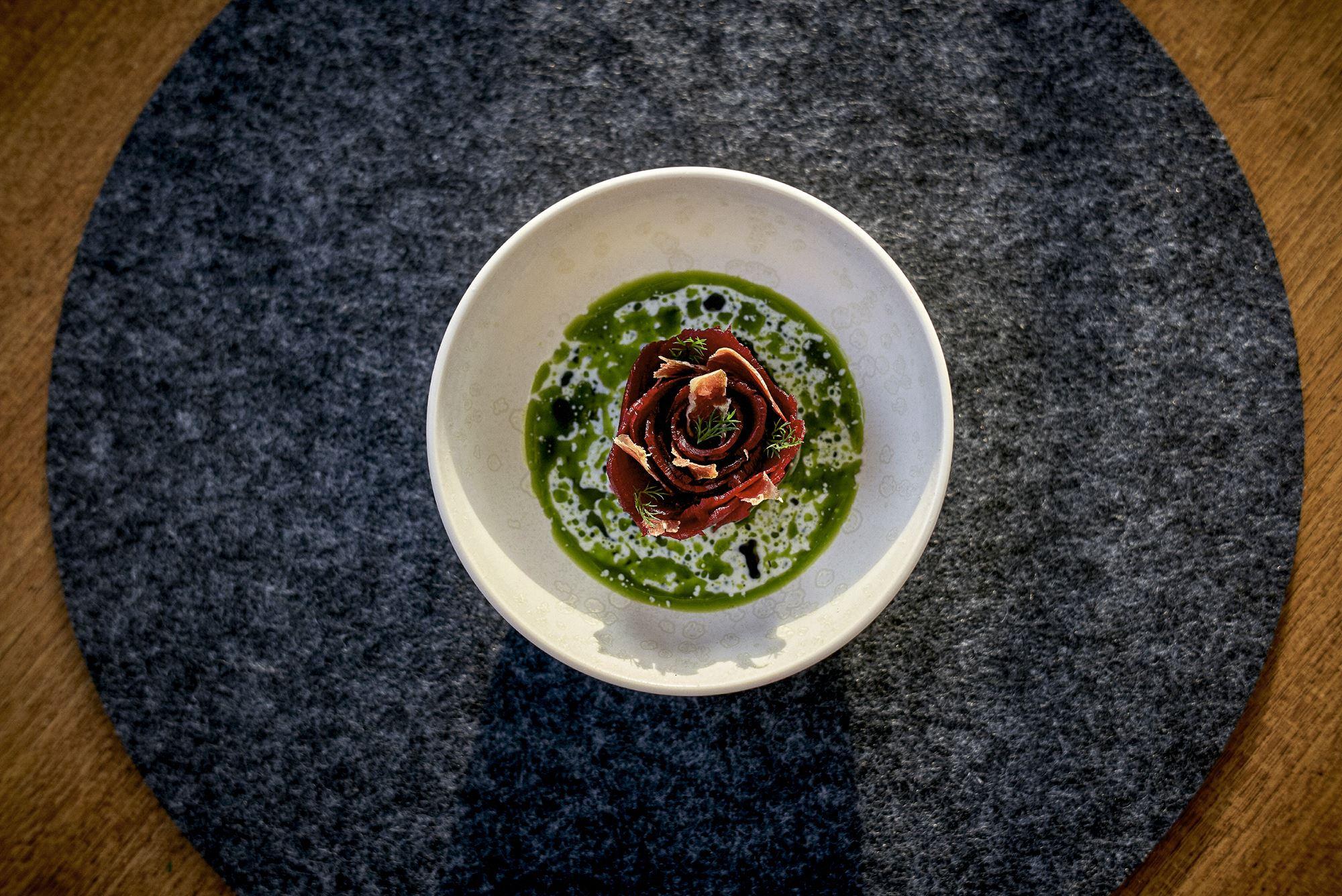 Dinner dish Kvitnes Farm