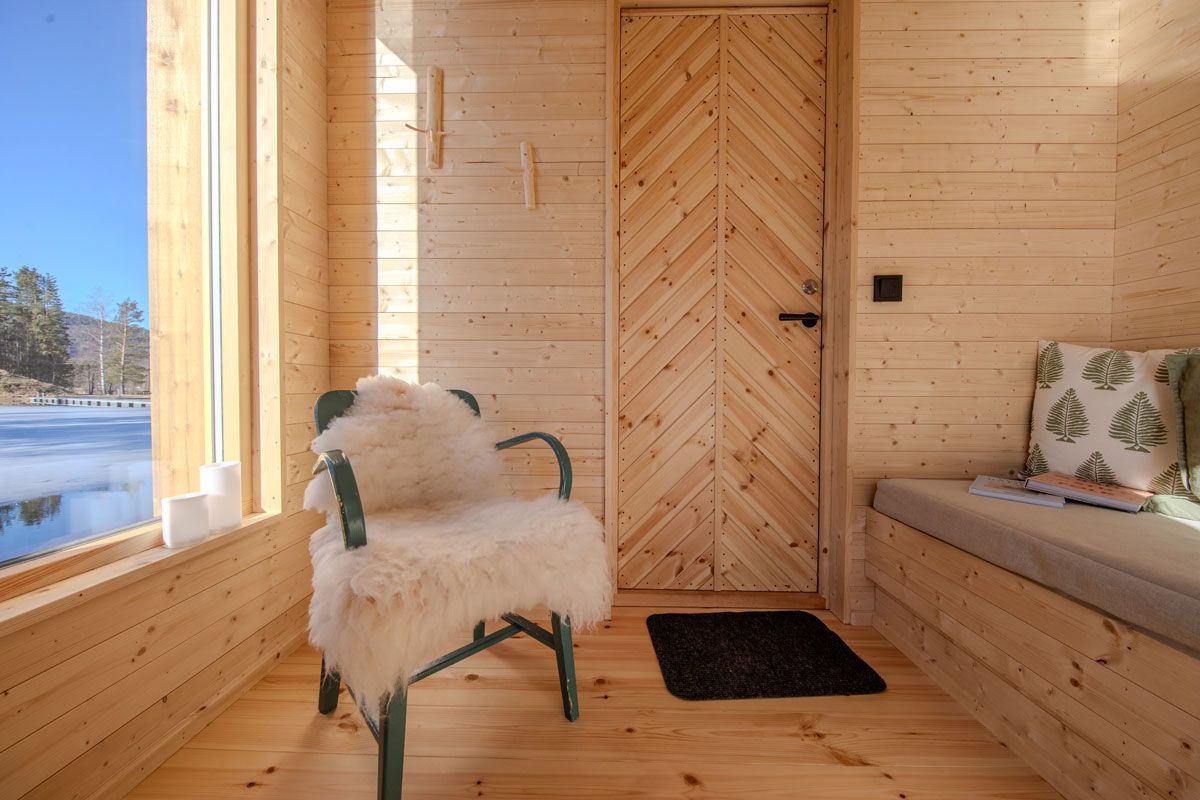 koselig sittekrok på Skogens rom Sauna