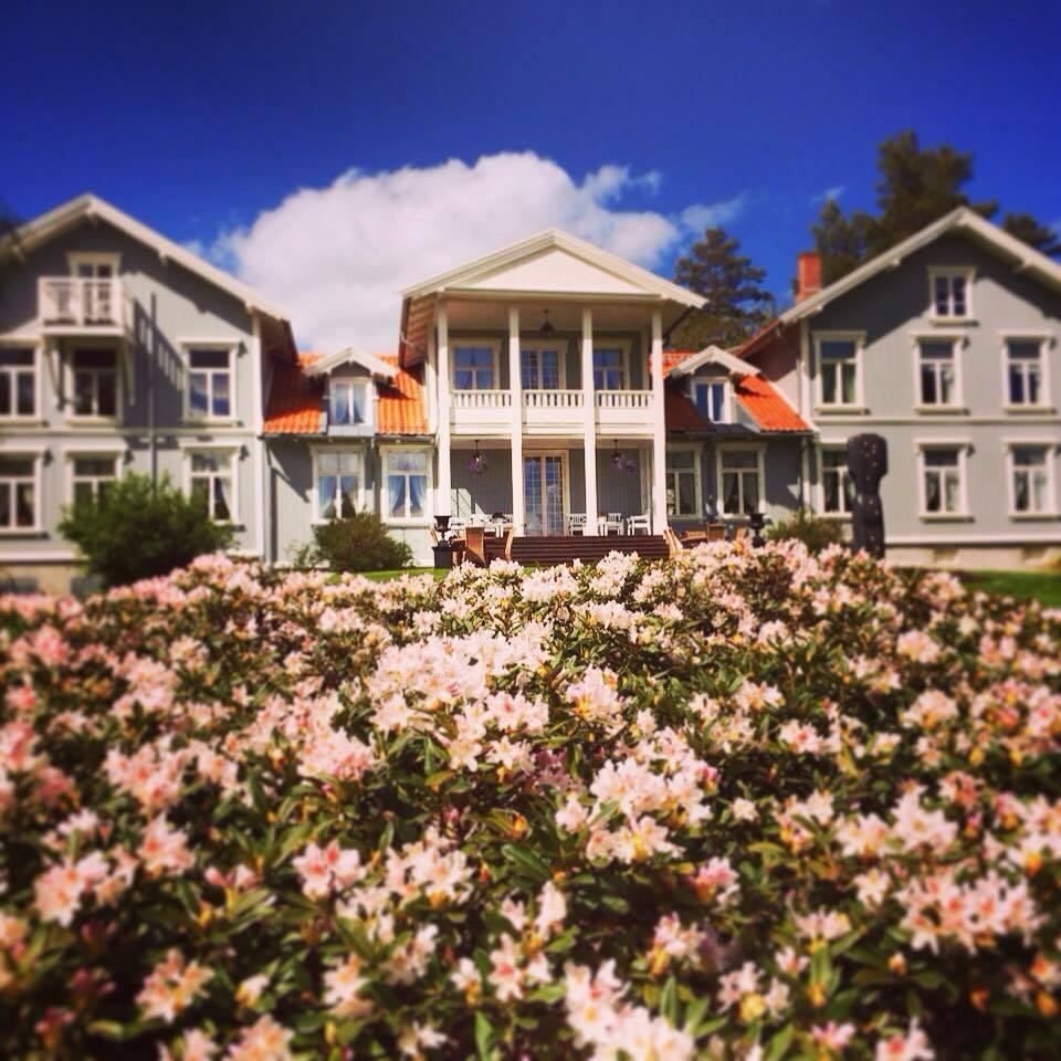 Losby Gods og blomster