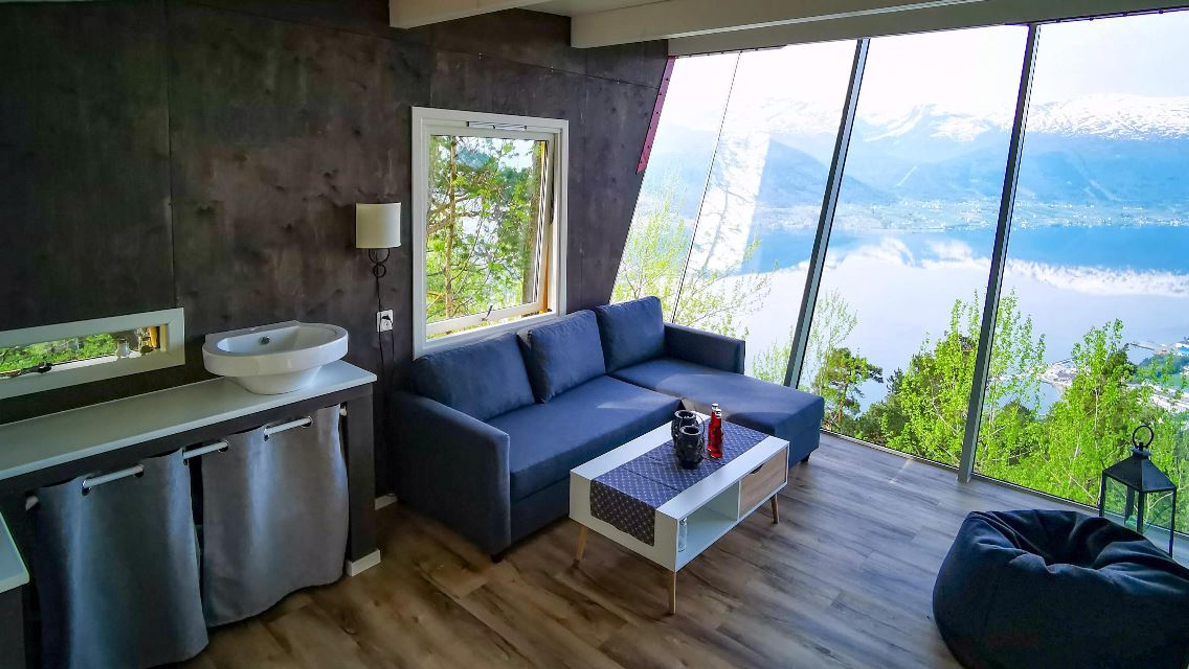 Engeset Trehytter (Tree Houses)