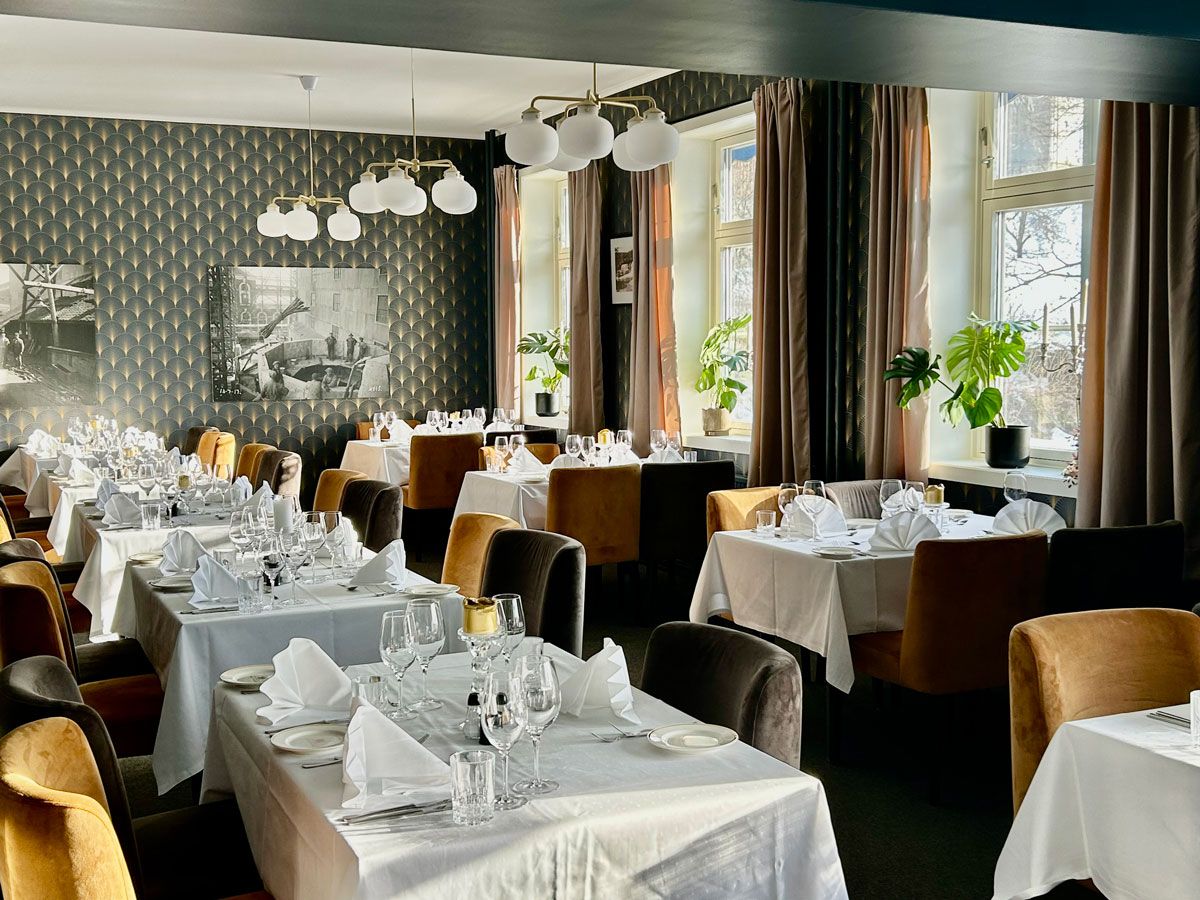 restaurant at Brattrein Hotel