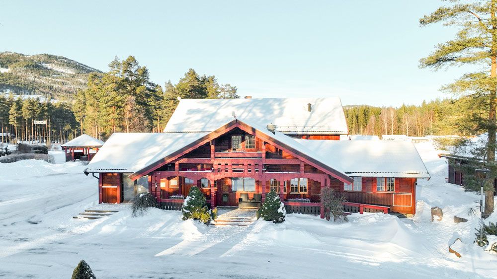 the reception at First Camp Bø in winter