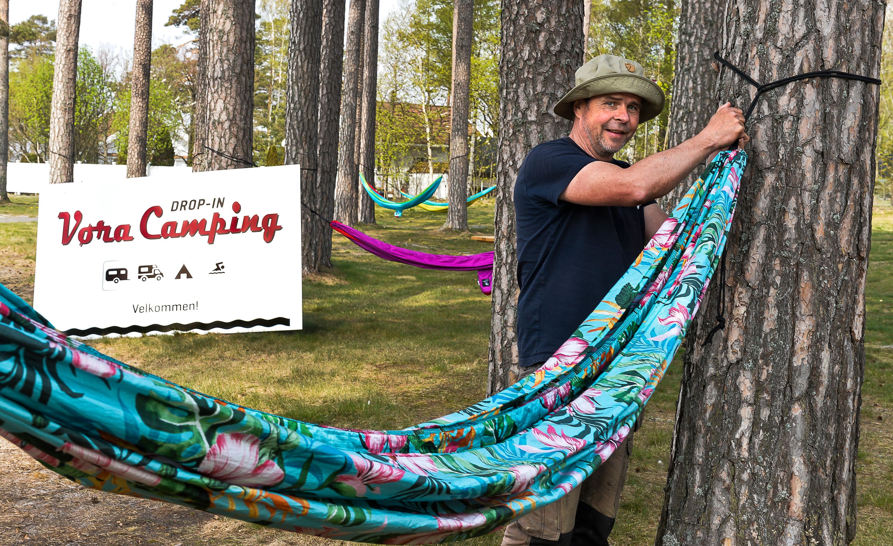 One who hangs up a hammock
