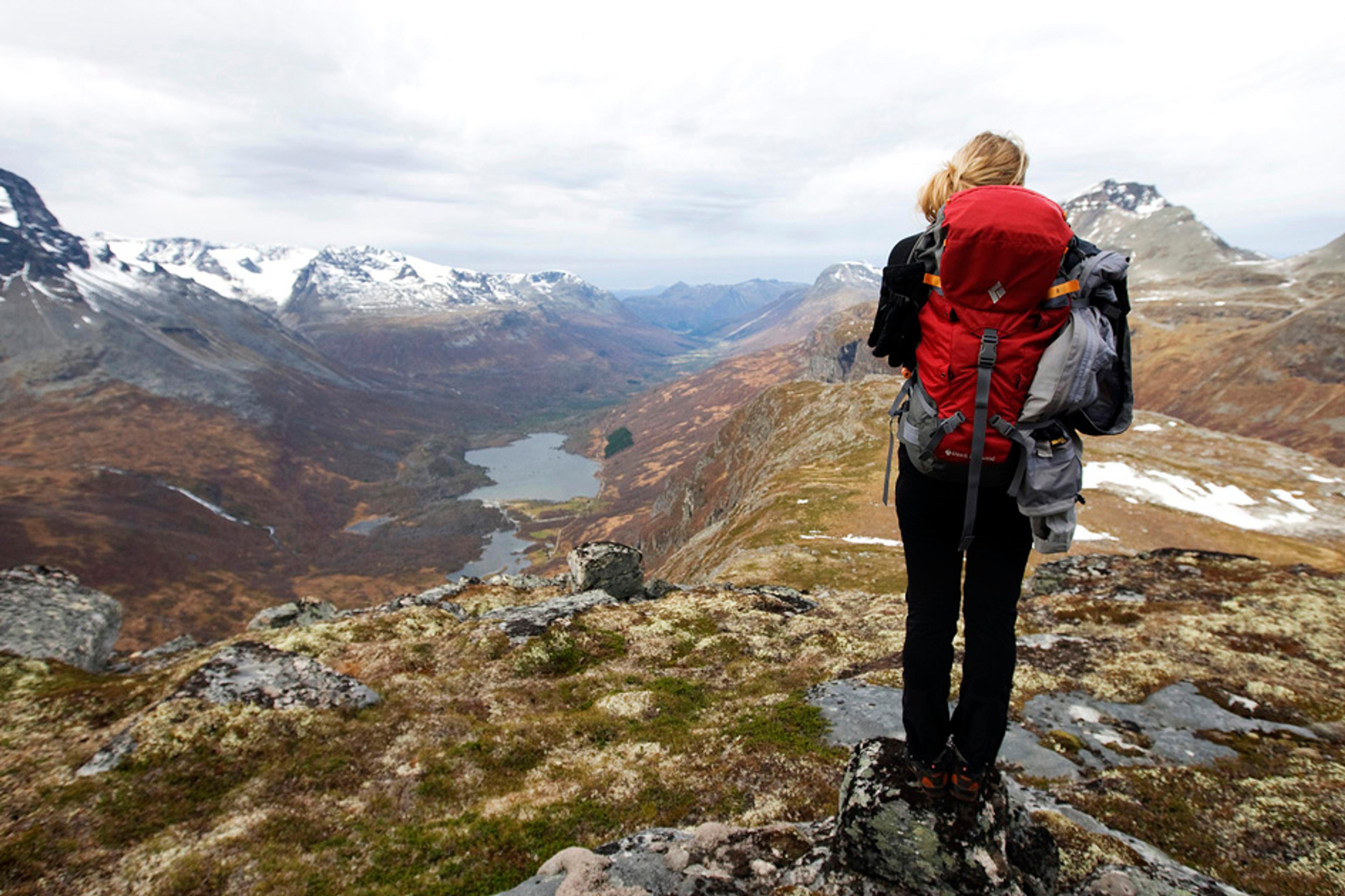 Climbing the tower of Innerdalen with guide