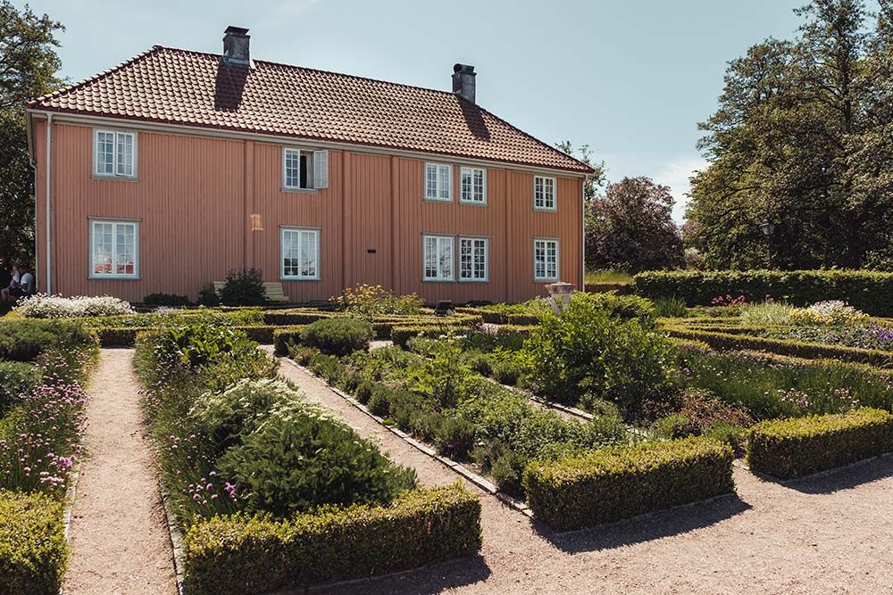 Det Gulehuset på Isegran