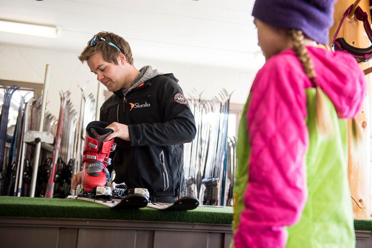 Skiutleie hos Skarslia Ski- og akesenter