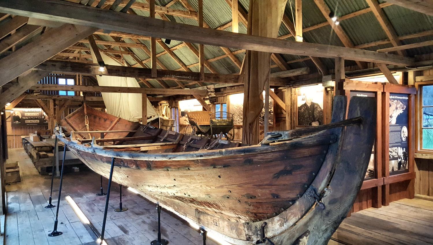 Utstilling ved Angvik Gamle Handelssted by Classic Norway