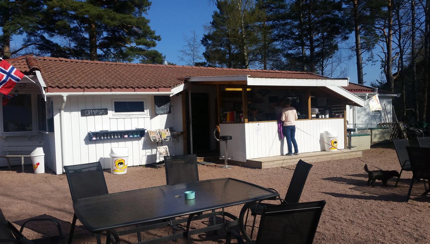 Dagros kafé kiosk oversiktsbilde
