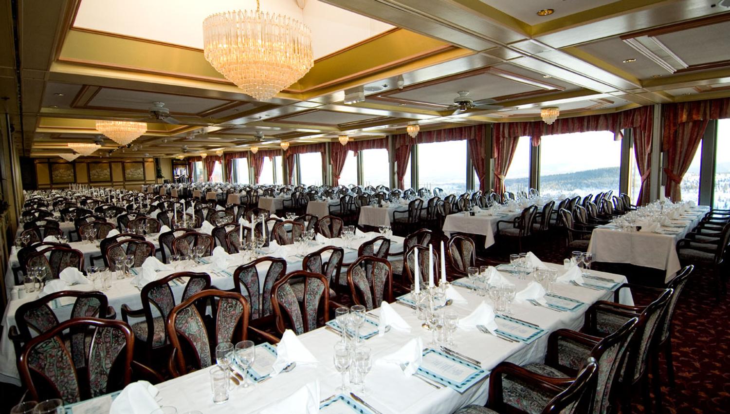 Storefjell Resort Hotel has a nice restaurant