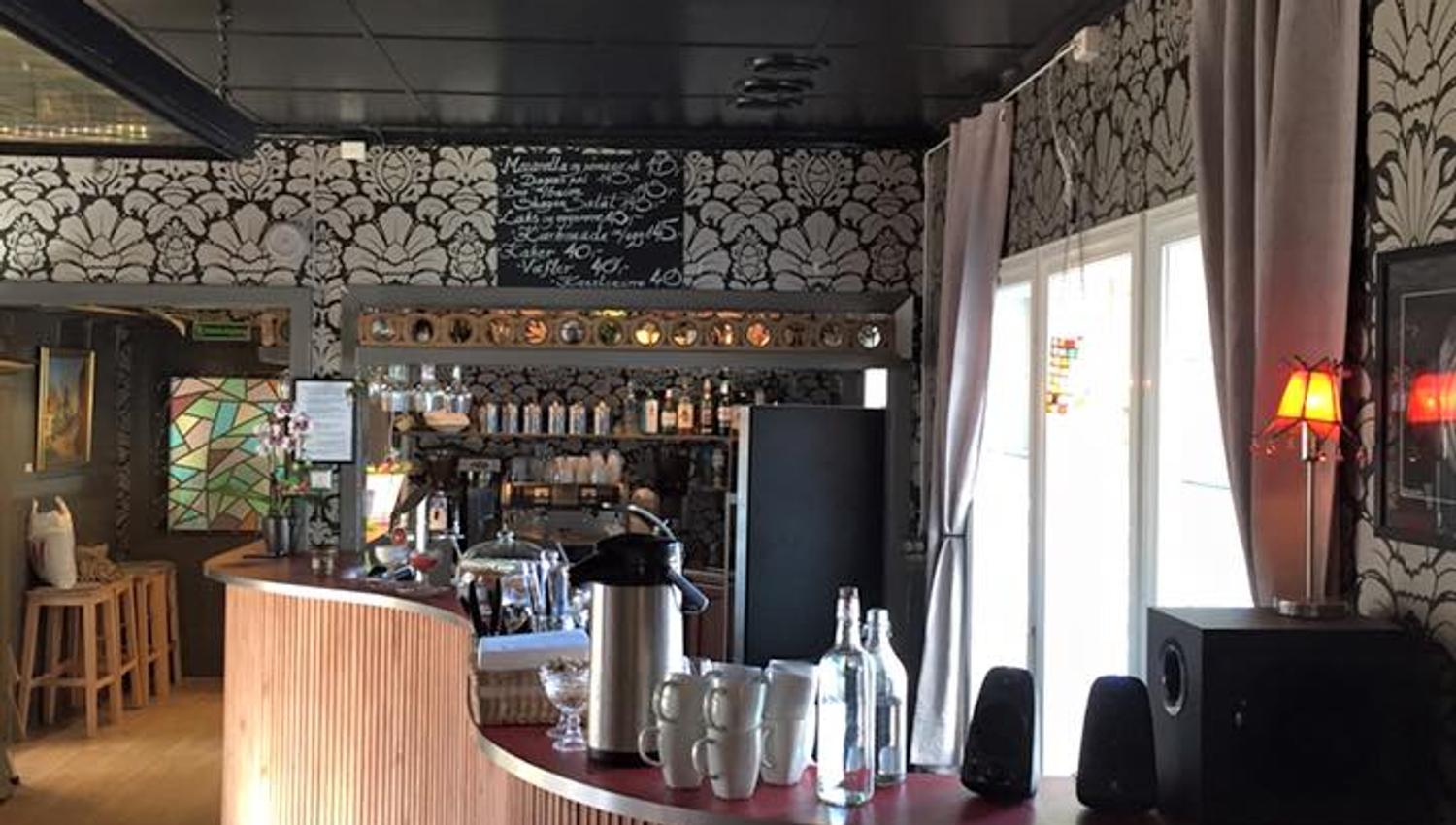 Inside the music bar