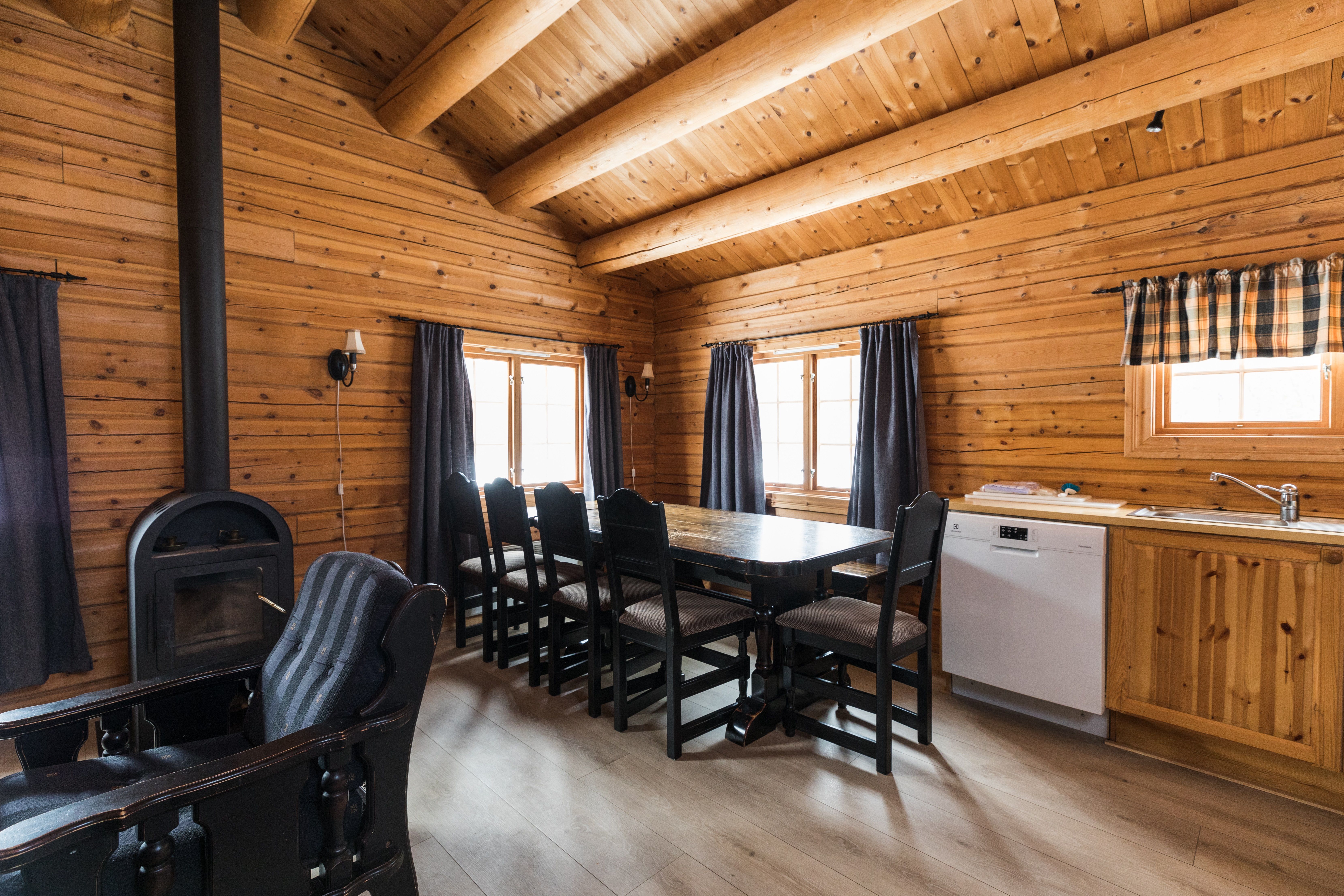 Shared lounge with dining table