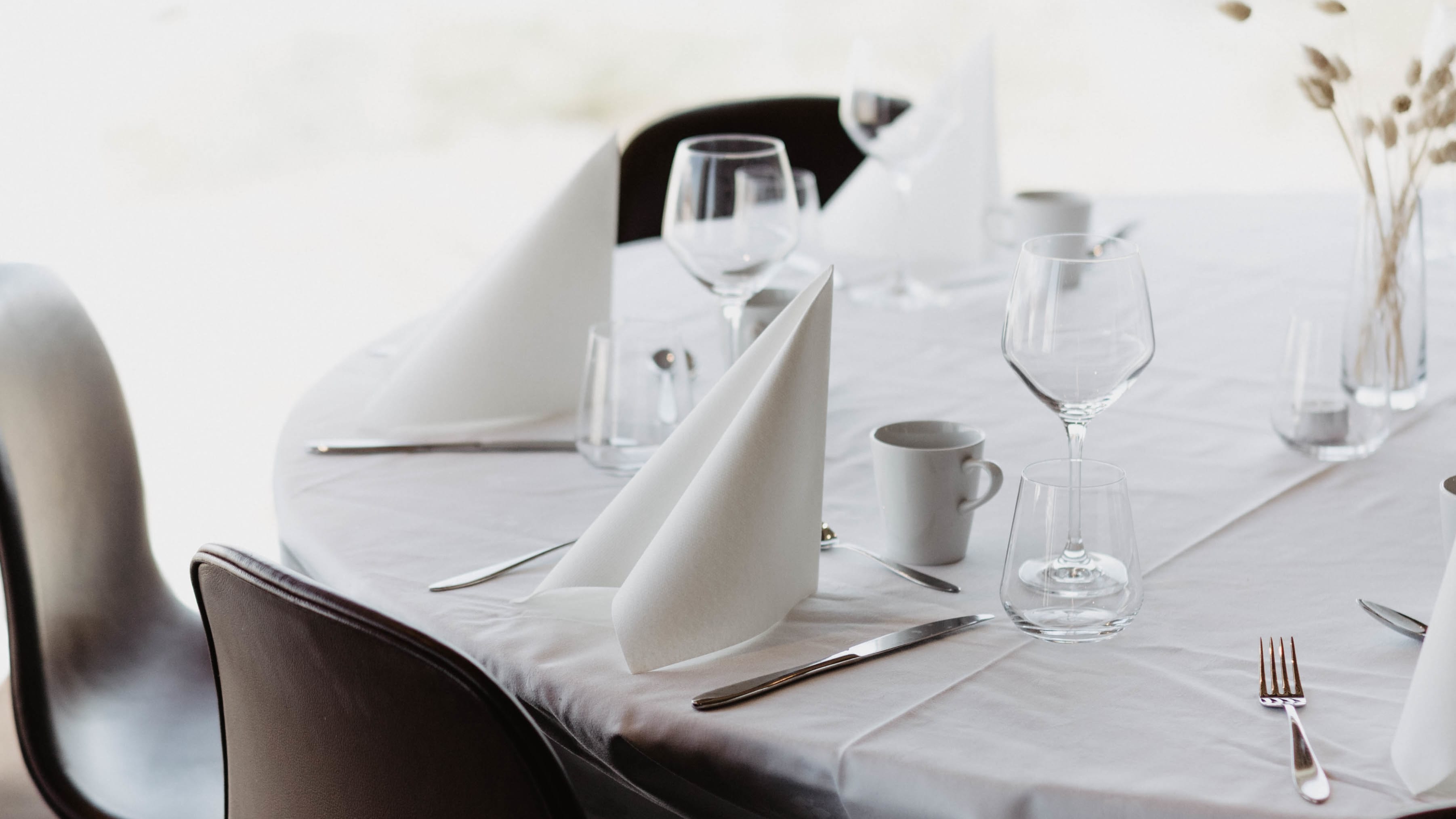 Elegant table setting