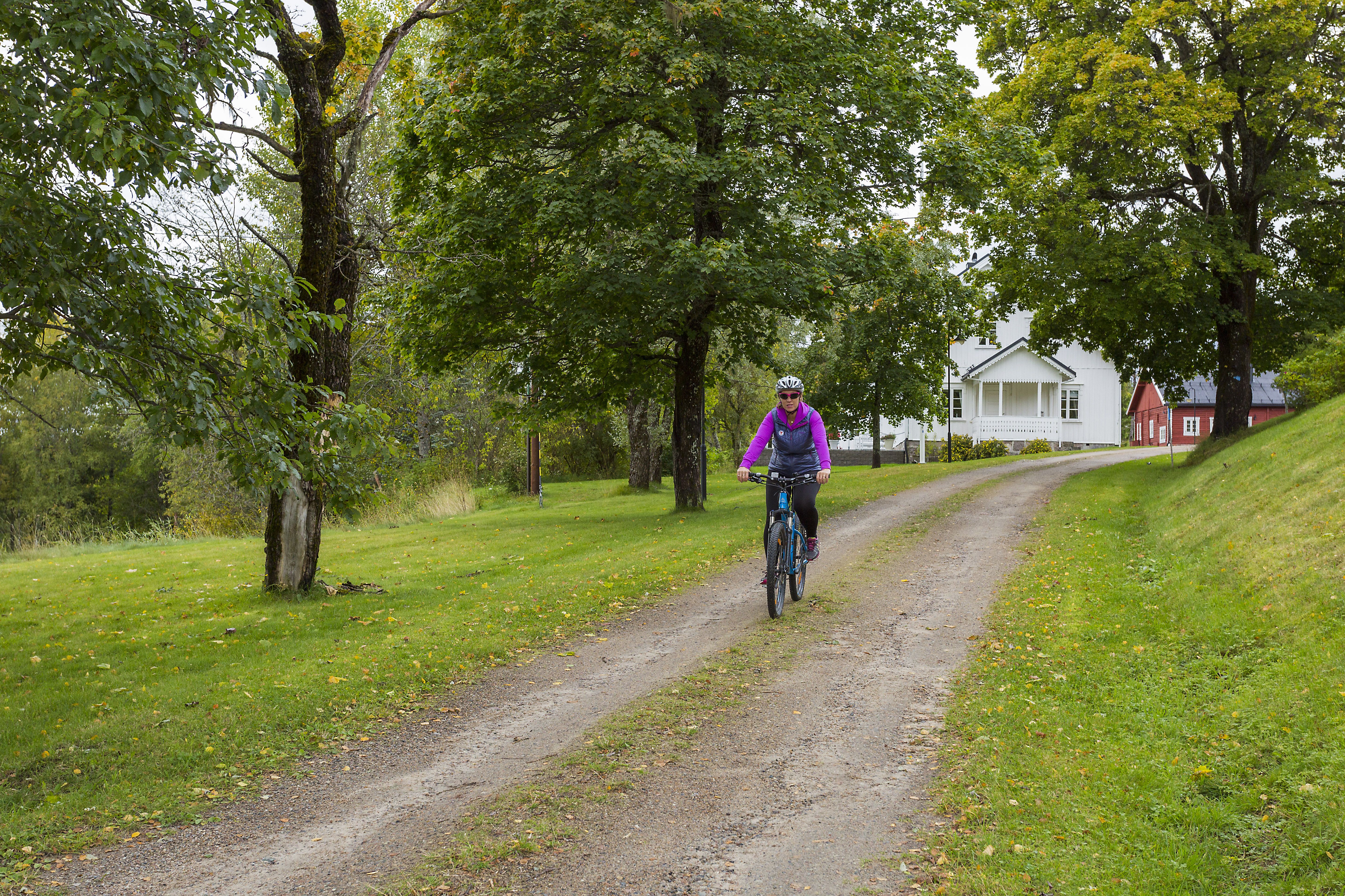 Syklist på Gravberget Gård, Visit Oslo Regionen