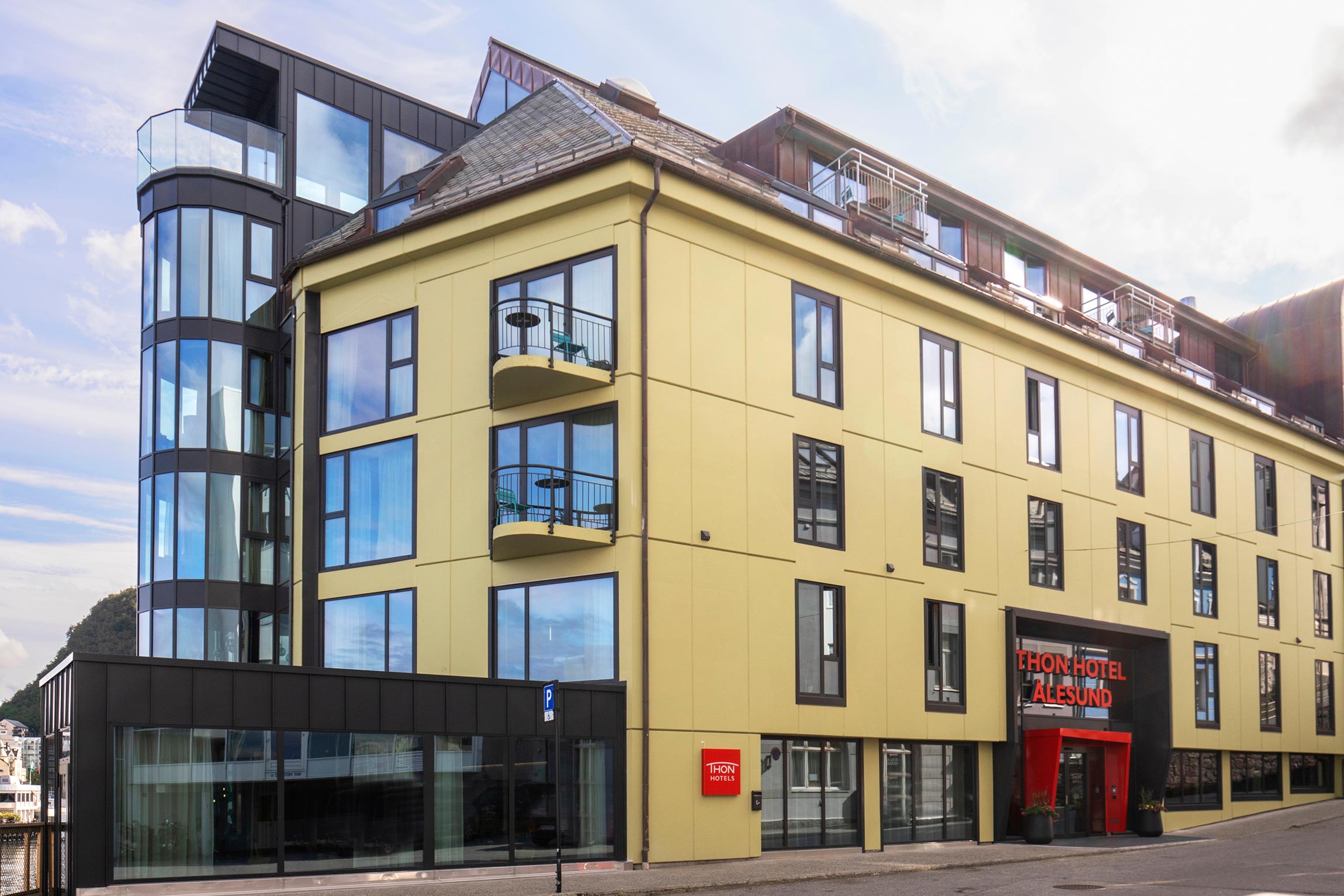 Flott inngangsparti på hotellet