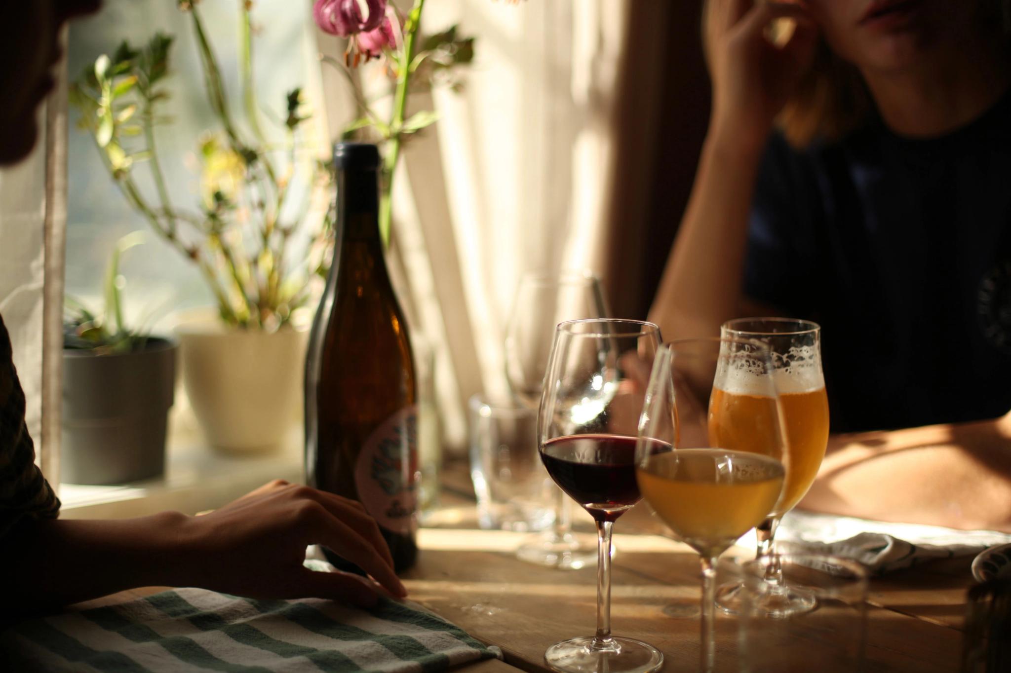 Folk på restauranten