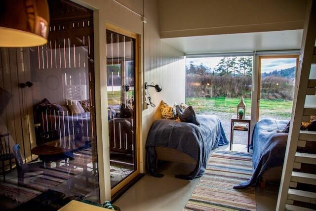 Utsikten ut fra compact living modulene i hyttelåven. Foto.