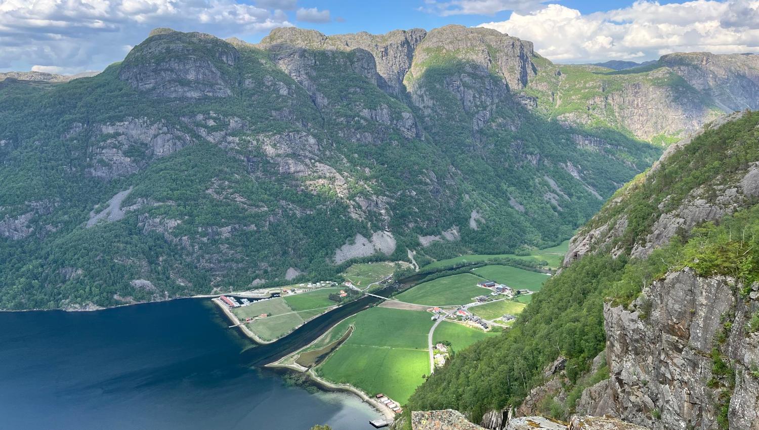 Fjord Hikes waterfalls, via ferrata, byrkjedalstunet