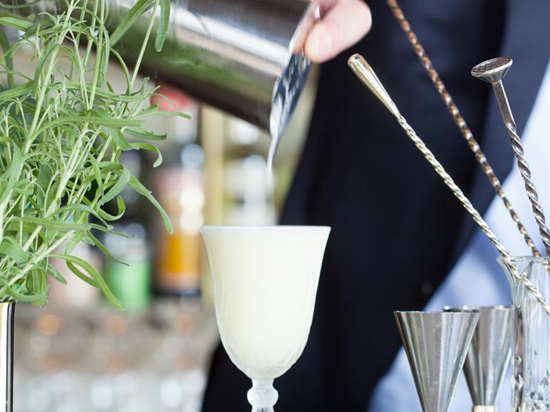 Fra cocktail-menyen på Eight Rooftop Bar.
