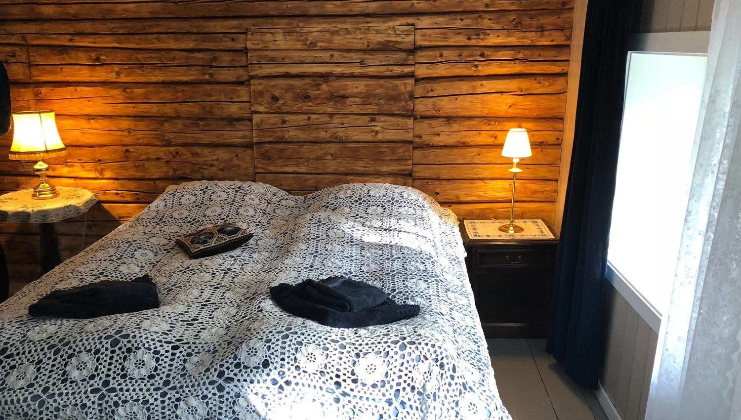 Et rom i Fru Opdal Gårdshotell
