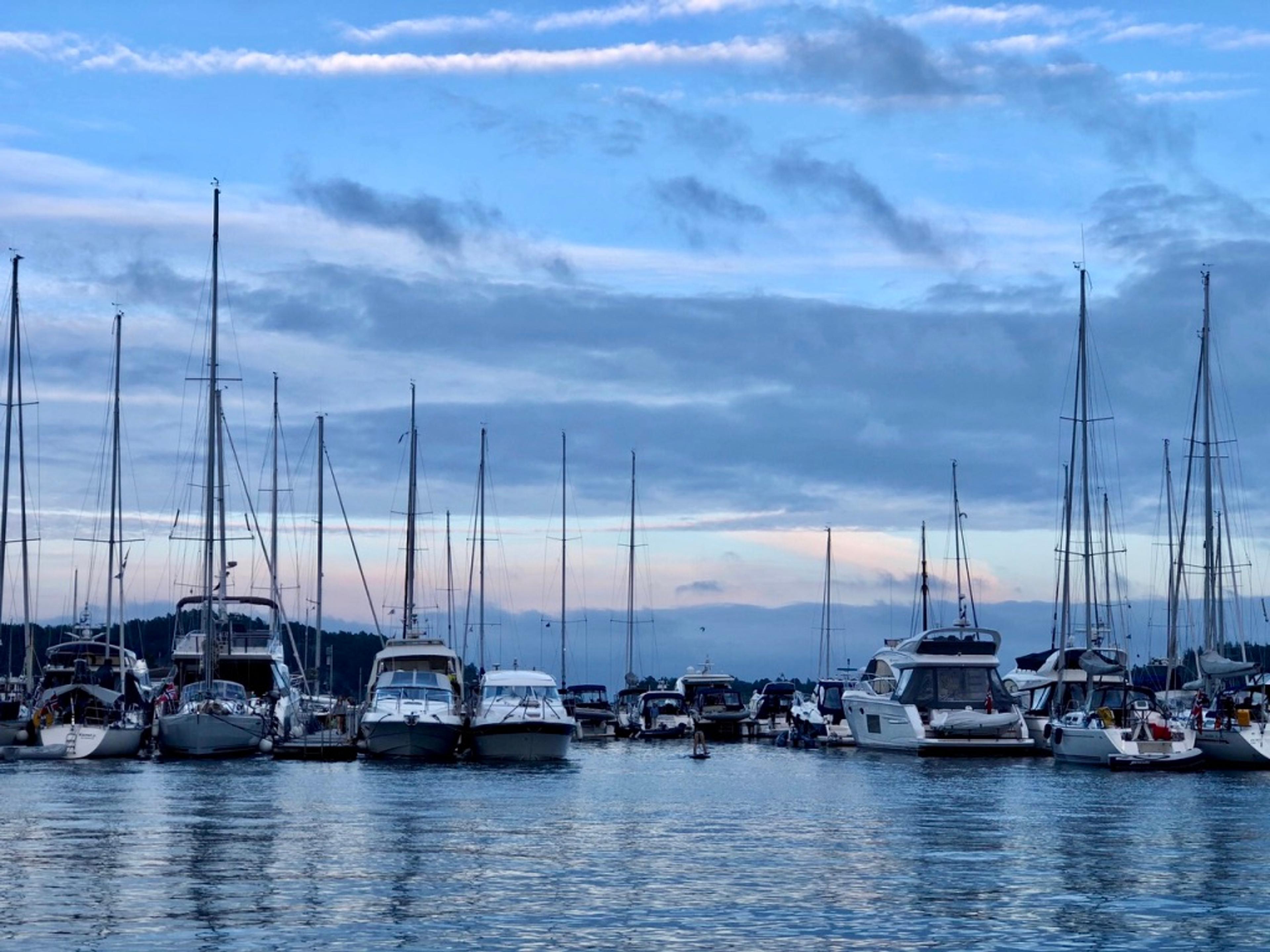 Gjestehavna i Lillesand sommerstid