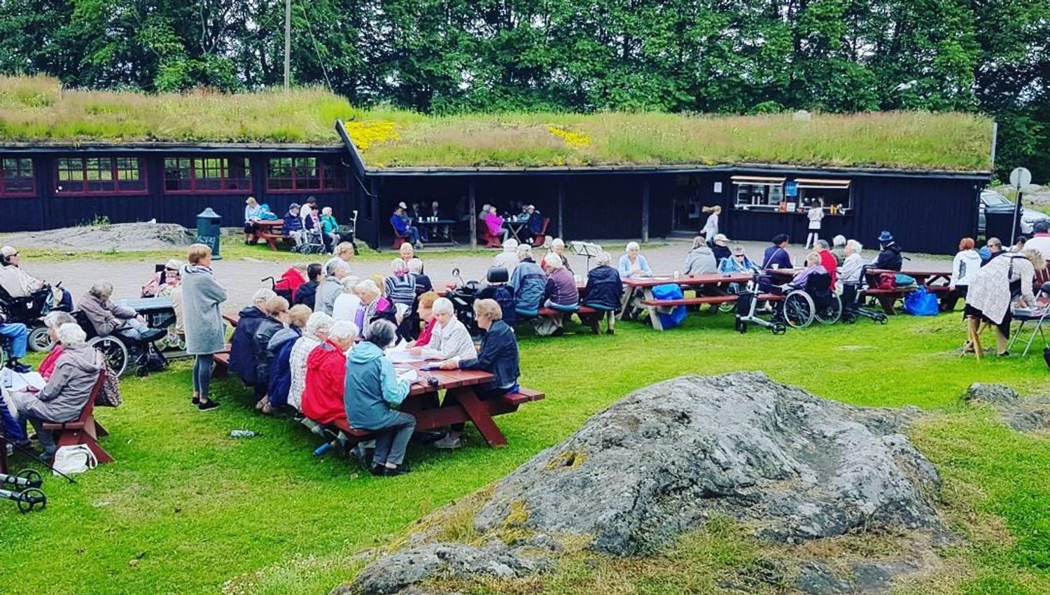 Mange gjester på seterkafeen