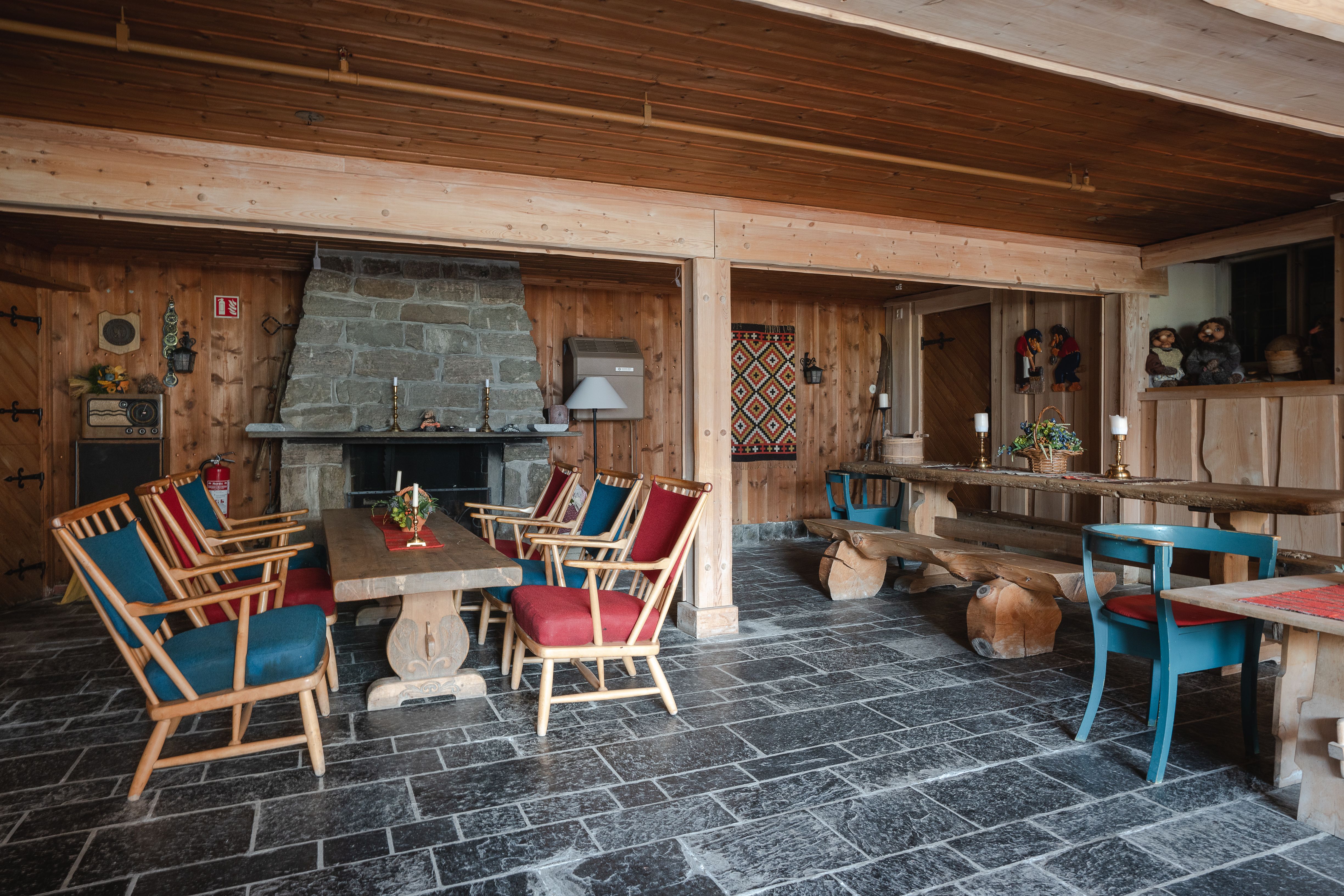 Leikanger FjordHotel