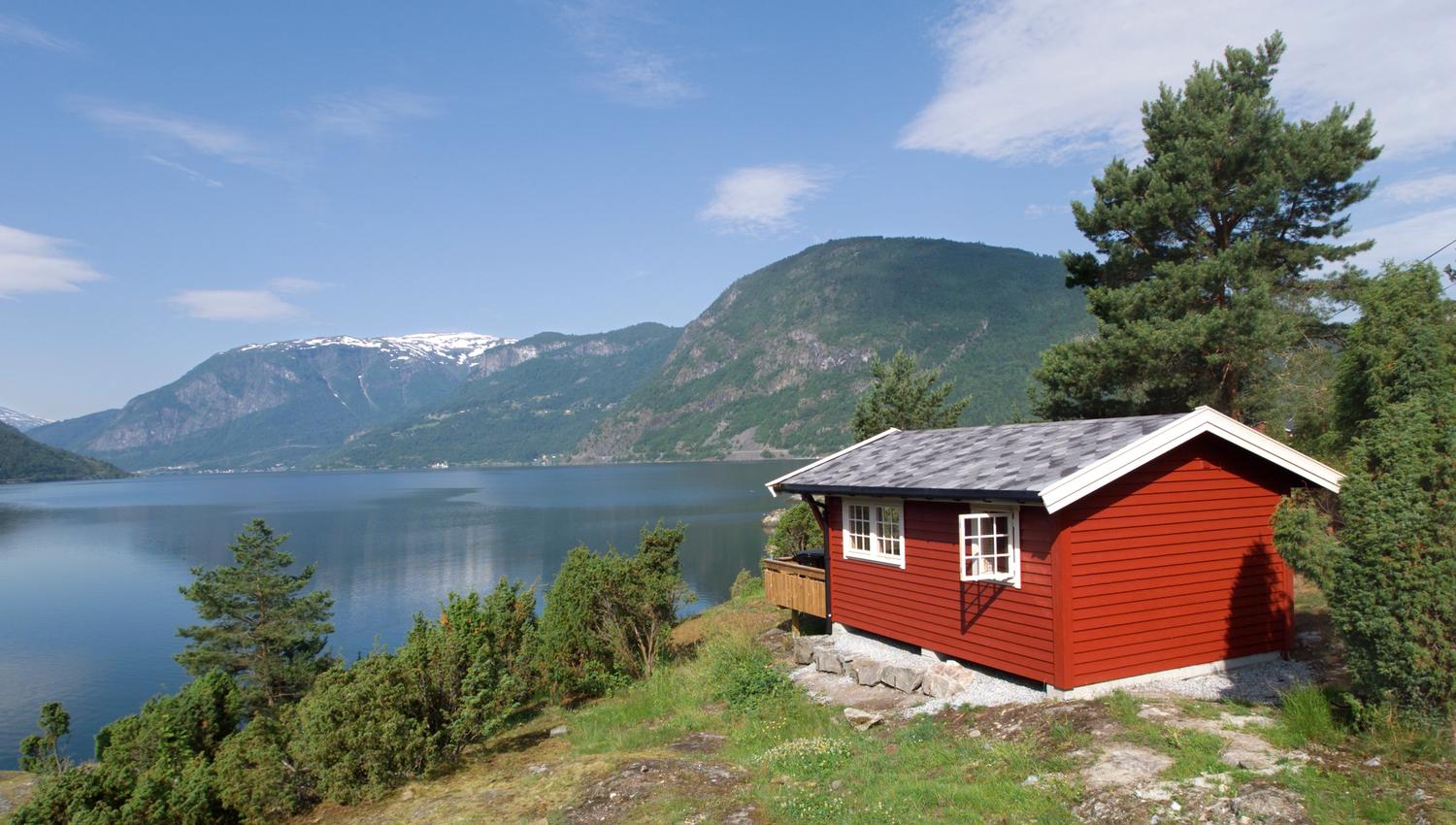 Kjørnes Camping og Fjordhytter