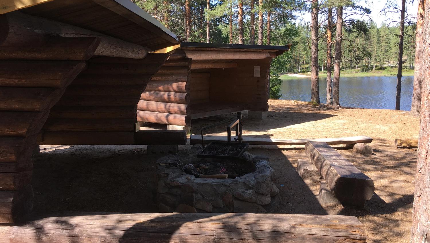 Fine gapahuker på Kynna