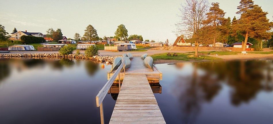 Dock on the water to the campsite