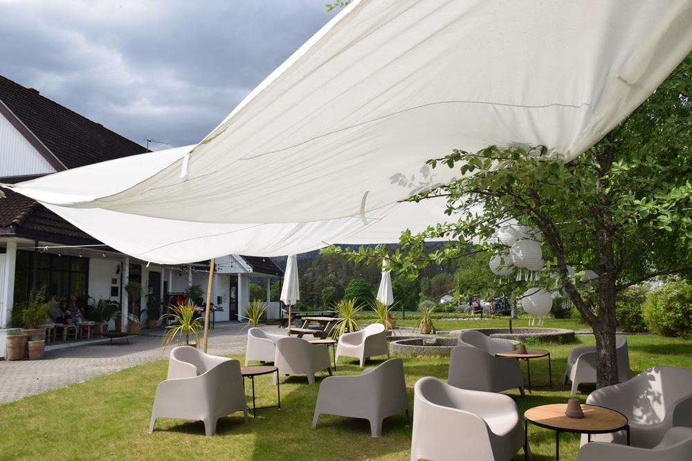 Fyresdal_sommer_uteområdet_Hvelvet_1000x667