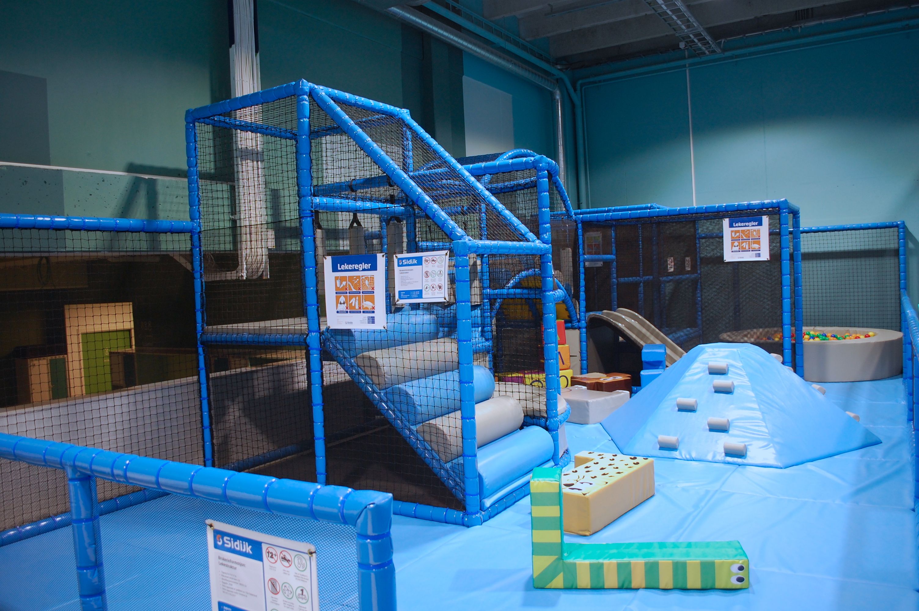 Aktivitetsbane, Svev Trampolinepark. Foto.