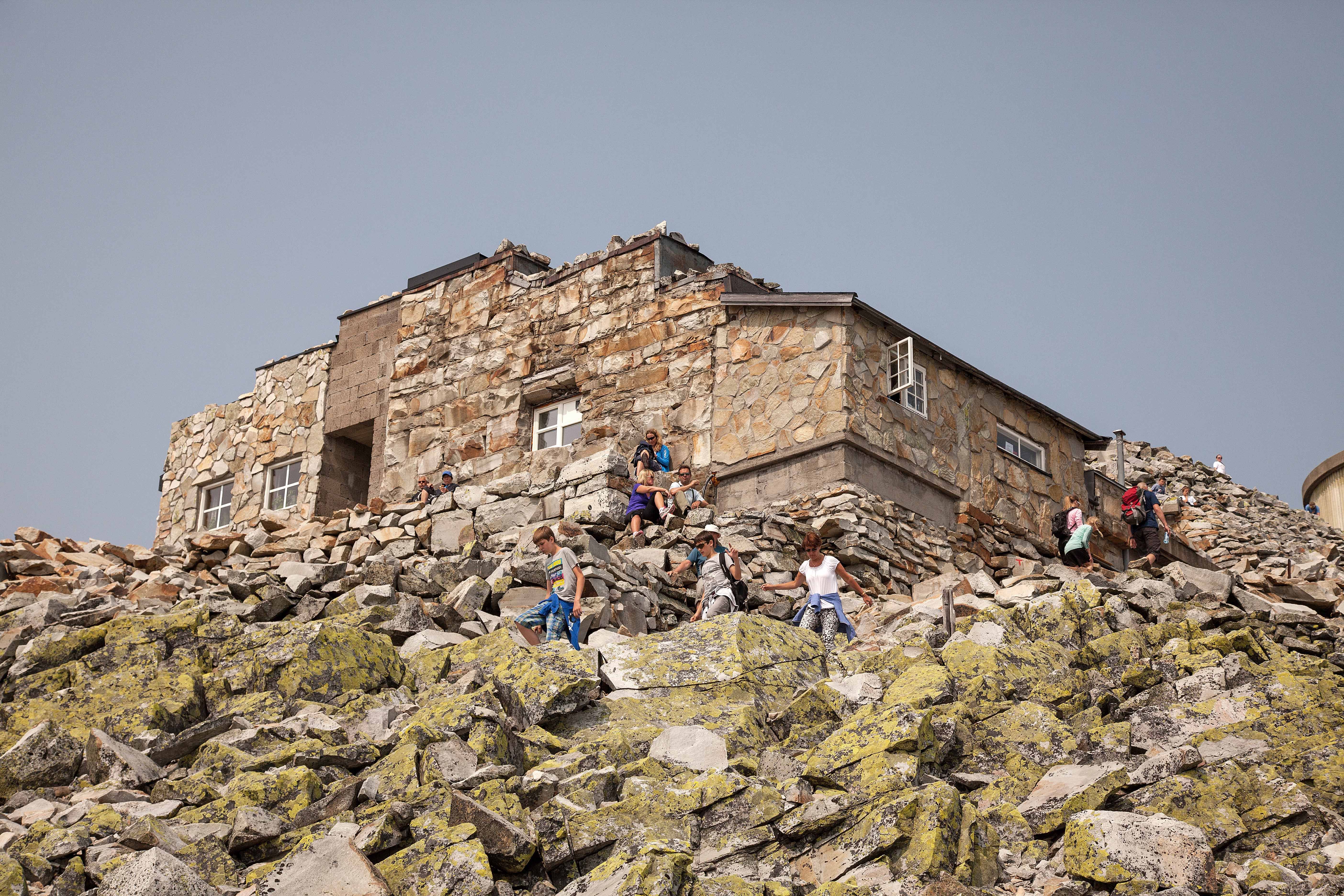 Sommer på Gaustatoppen Turisthytte