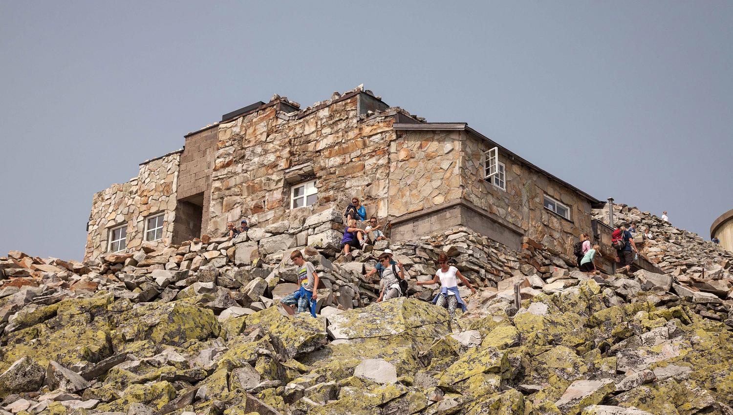 Sommer på Gaustatoppen Turisthytte