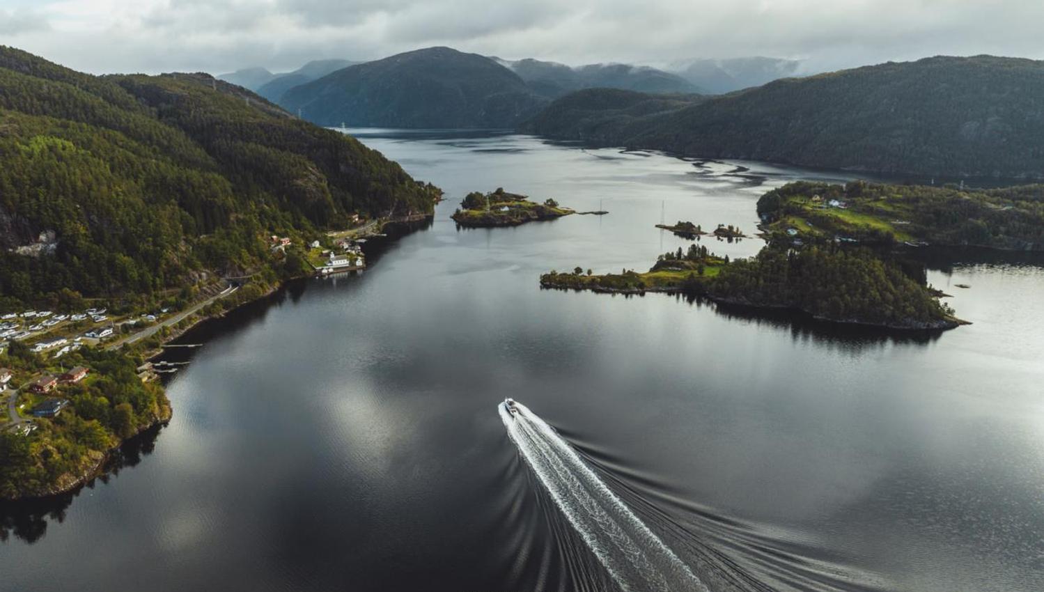 Halvdags fjordcruise fra Bergen til Mostraumen