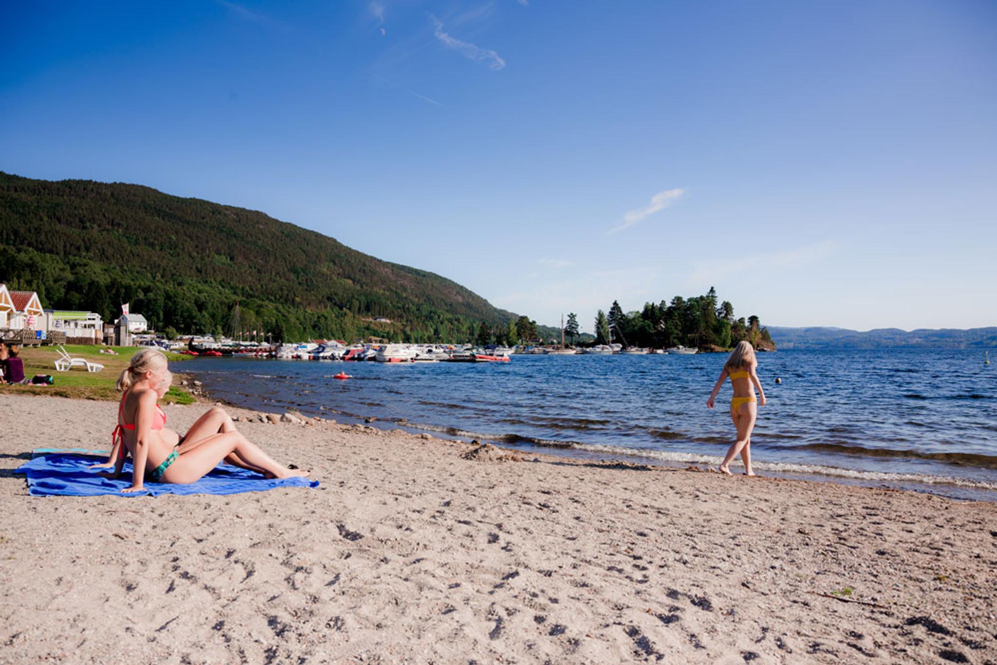 sandy beach at Norsjø Ferieland 