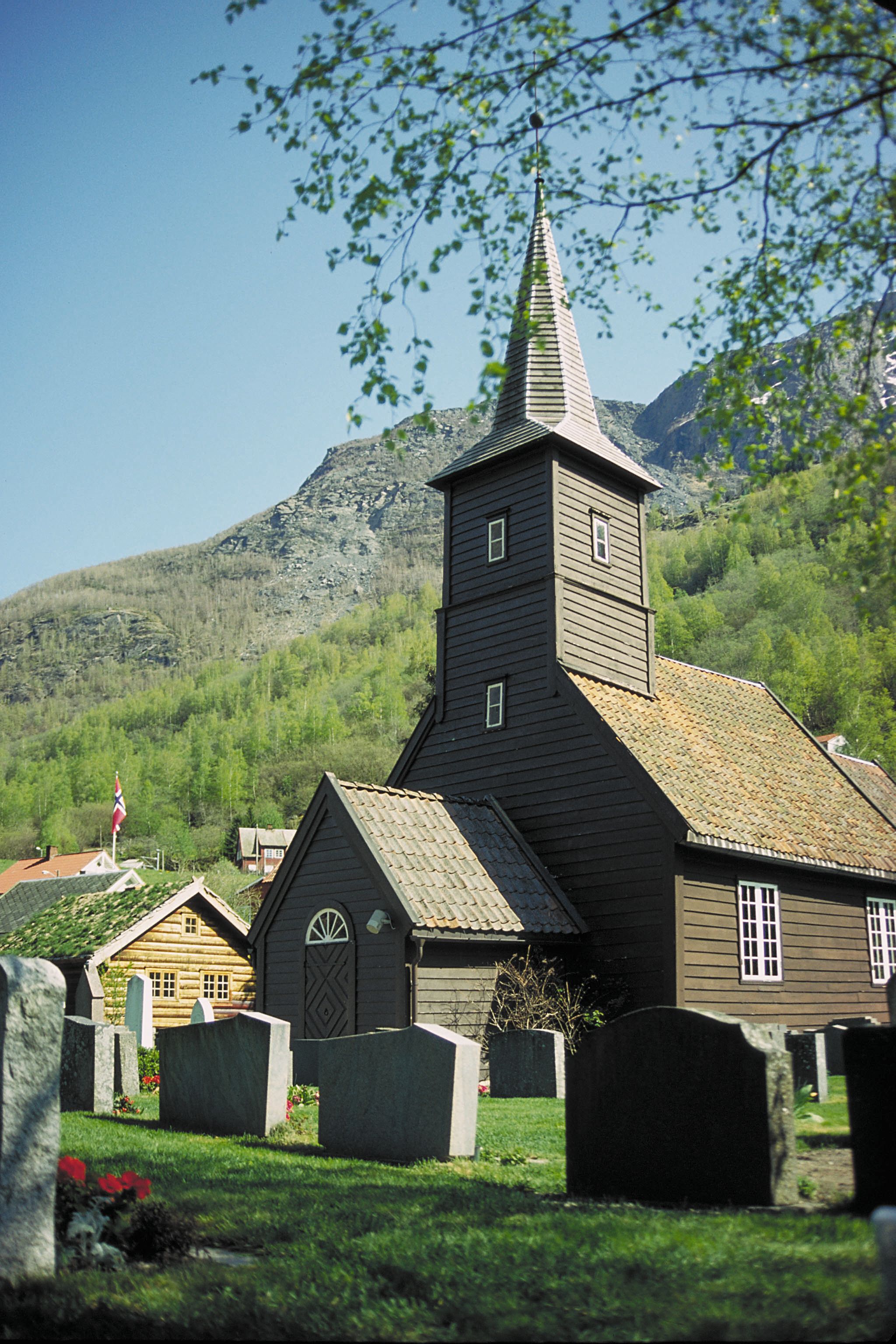 Flåm kyrkje