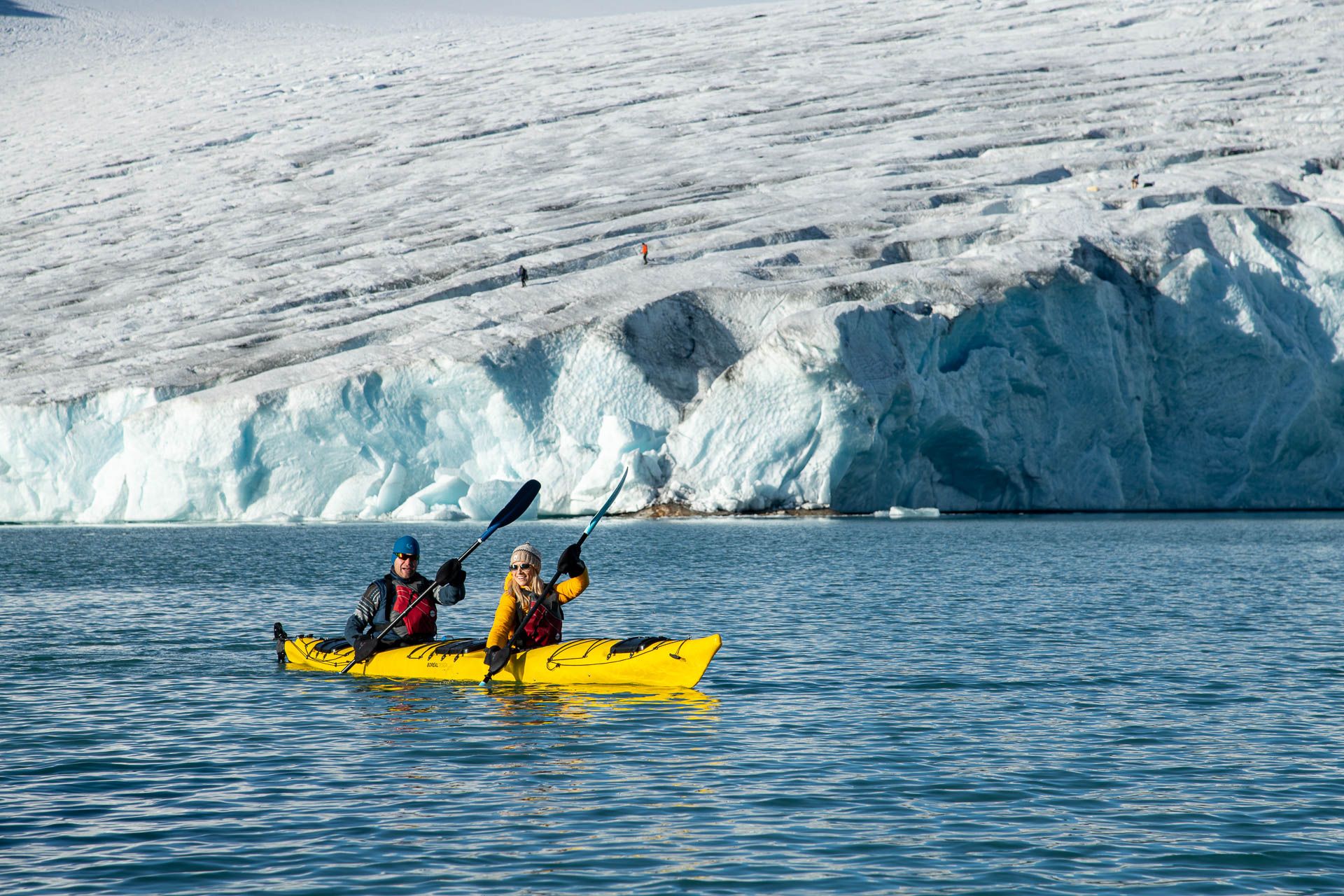 Brevandring & kajakkpadling, Austdalsbreen