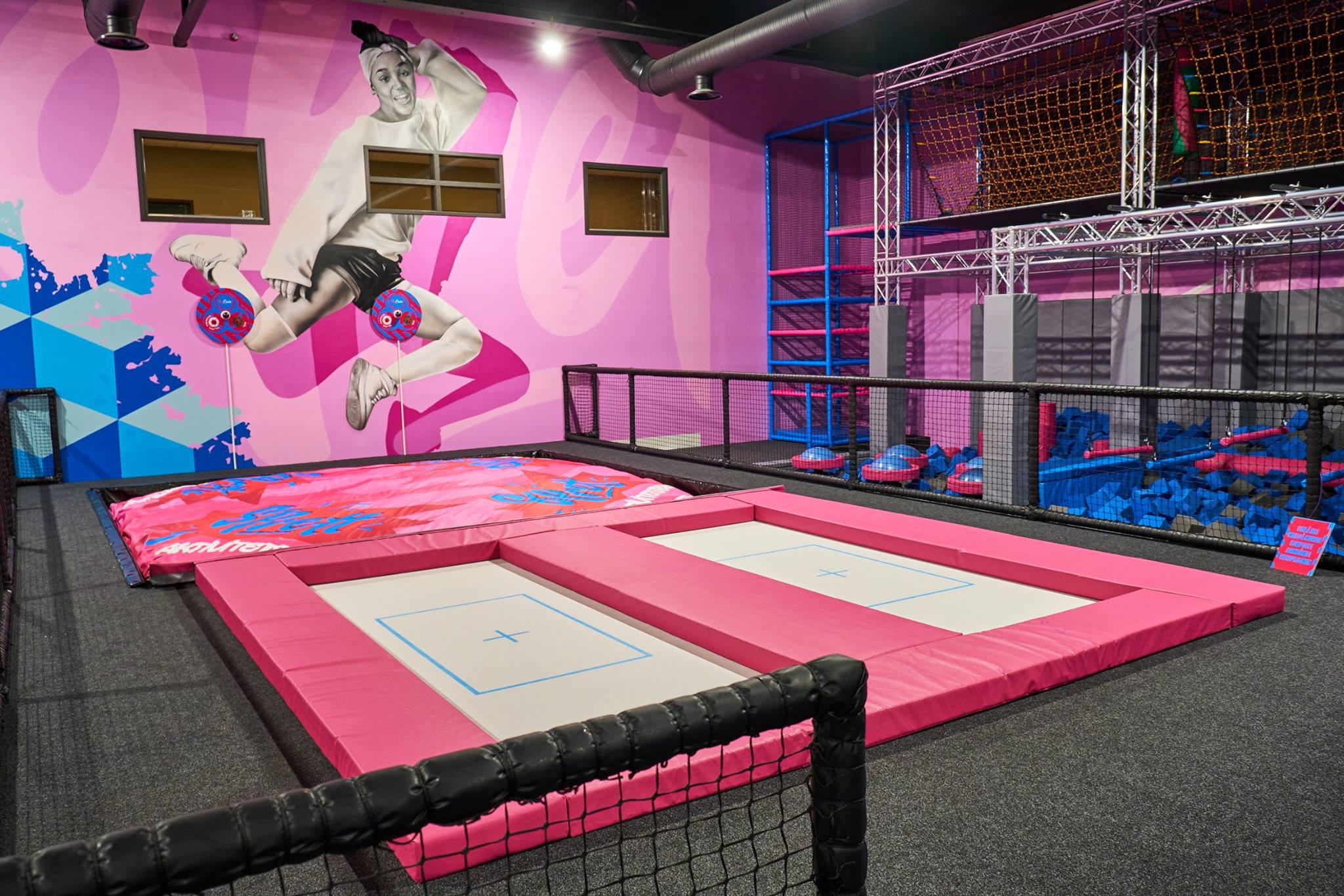 store trampoliner
