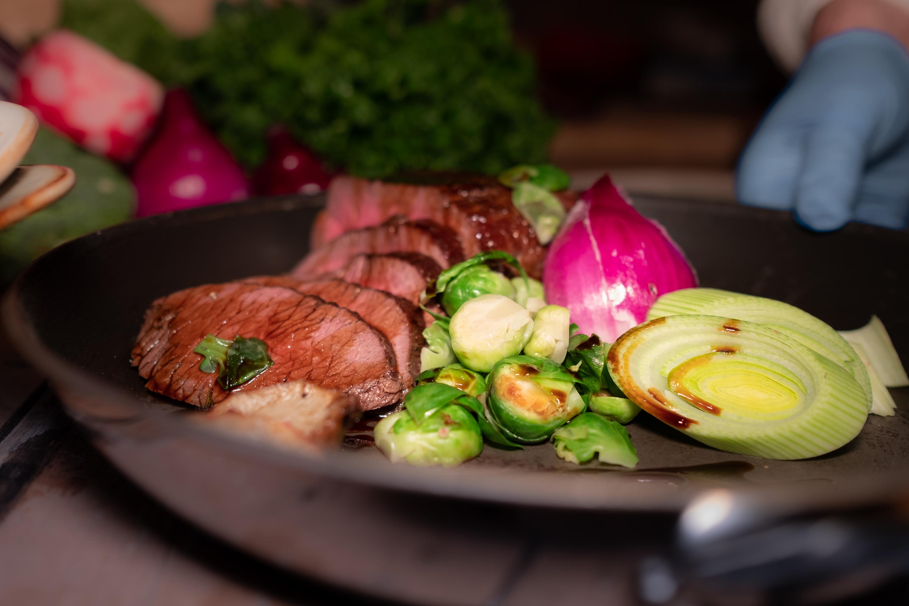 Arcticoncepts-Harstad-gourmet-dinner-boat house-mean-delicious-foot David buettner