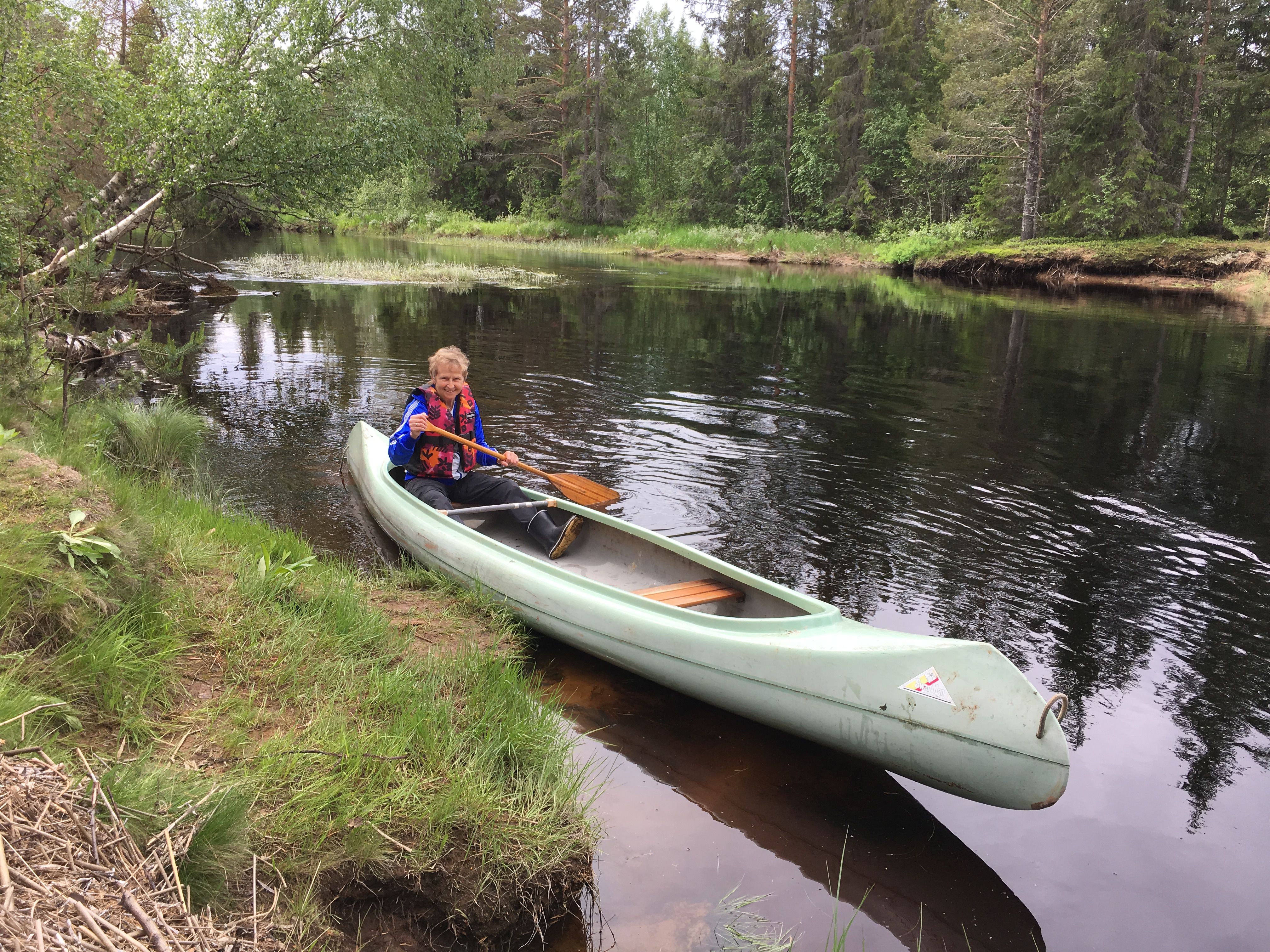 Blid kanopadler på Kynna
