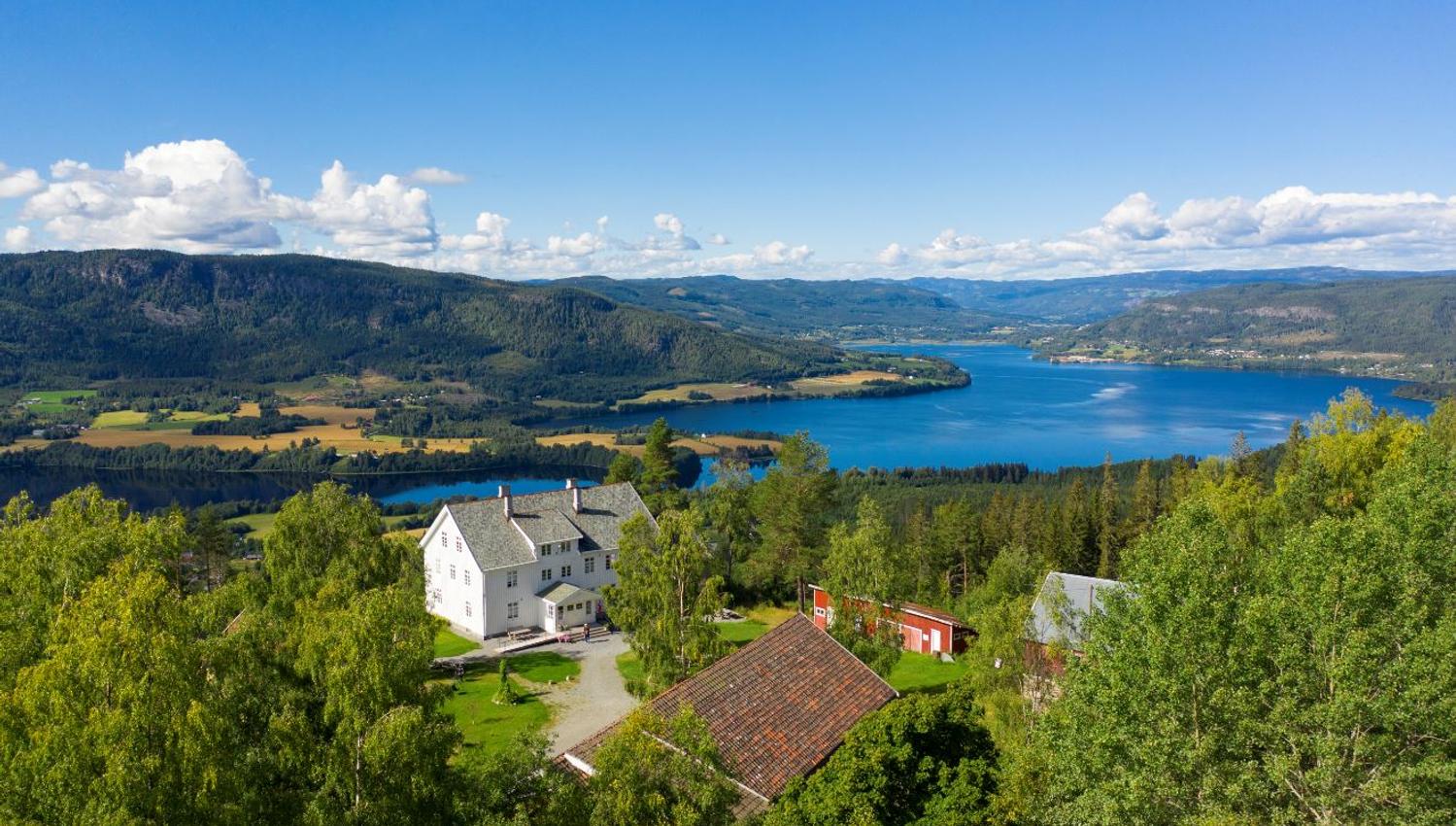 Granum Gård, Søndre Land, Pensjonat, Utsikt, Randsfjorden