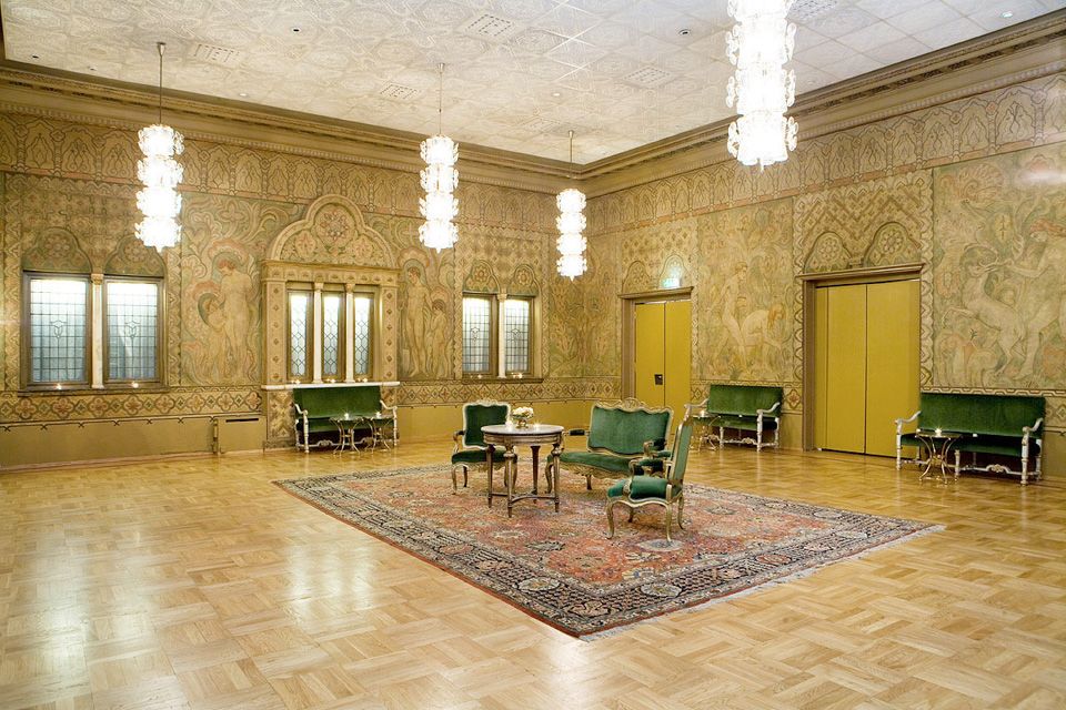 Ballsal med lysekroner